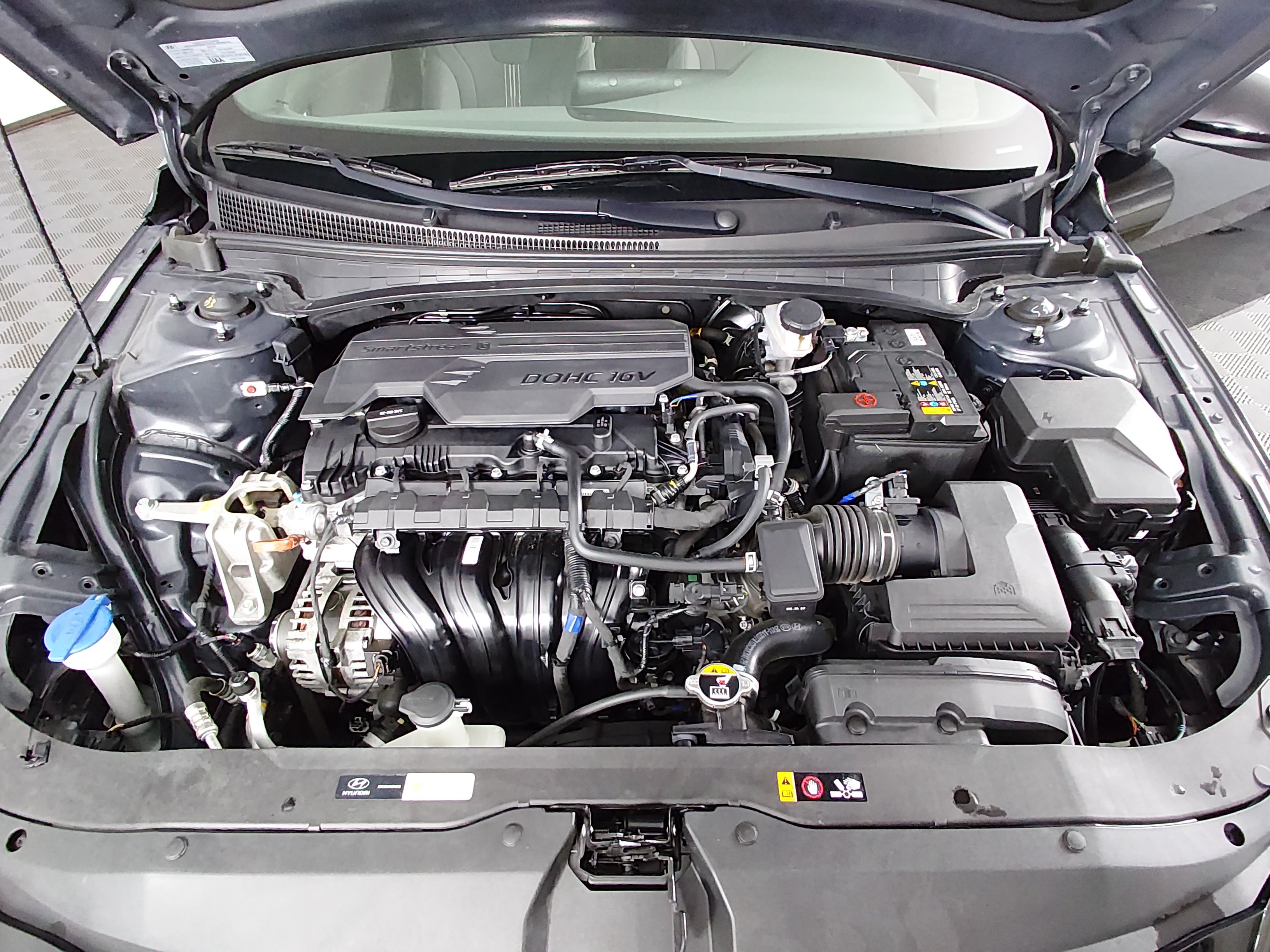 2024 Hyundai Elantra SEL - Photo 9
