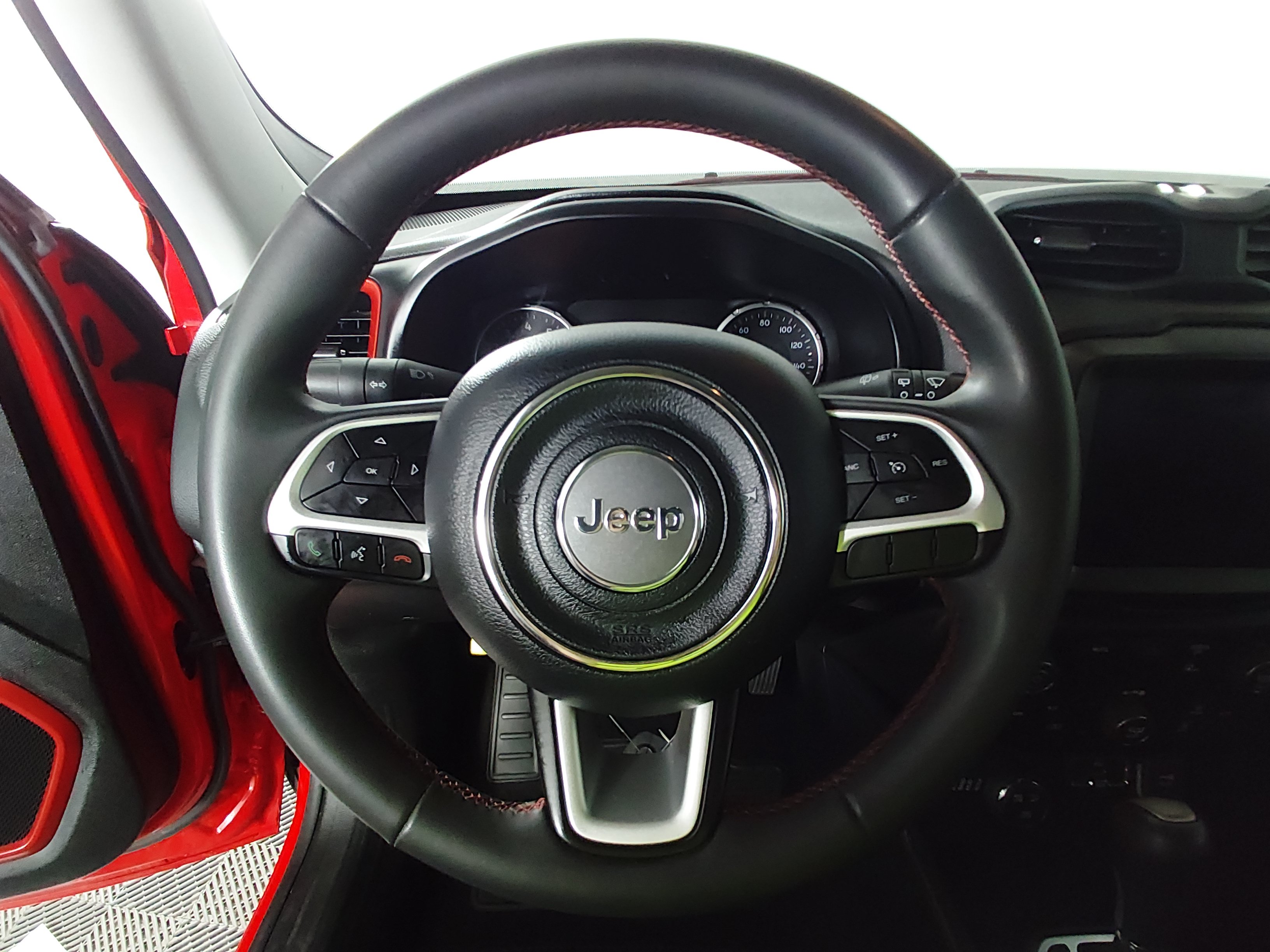 2023 Jeep Renegade Trailhawk - Photo 12