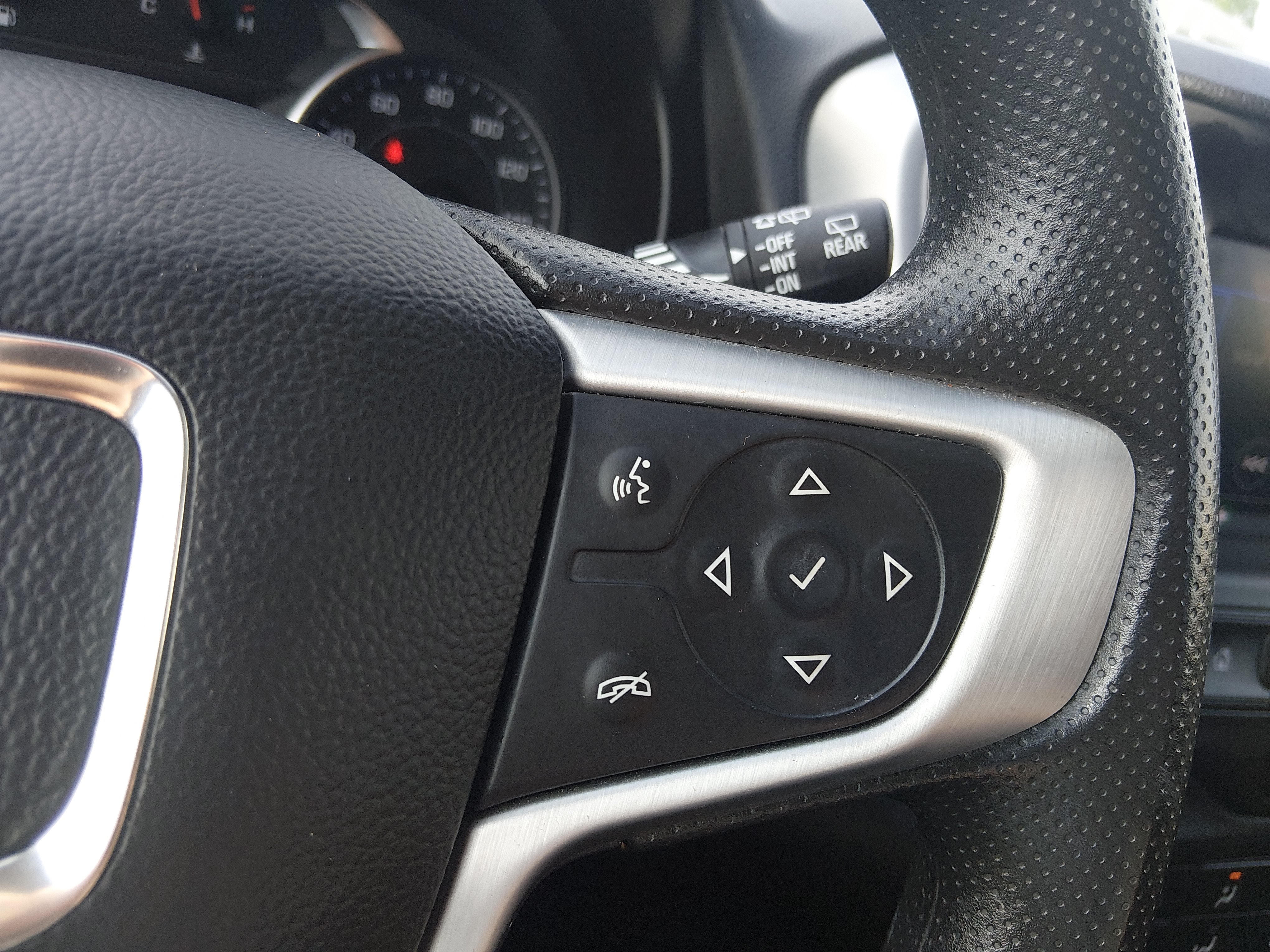 2024 GMC Terrain SLE - Photo 13