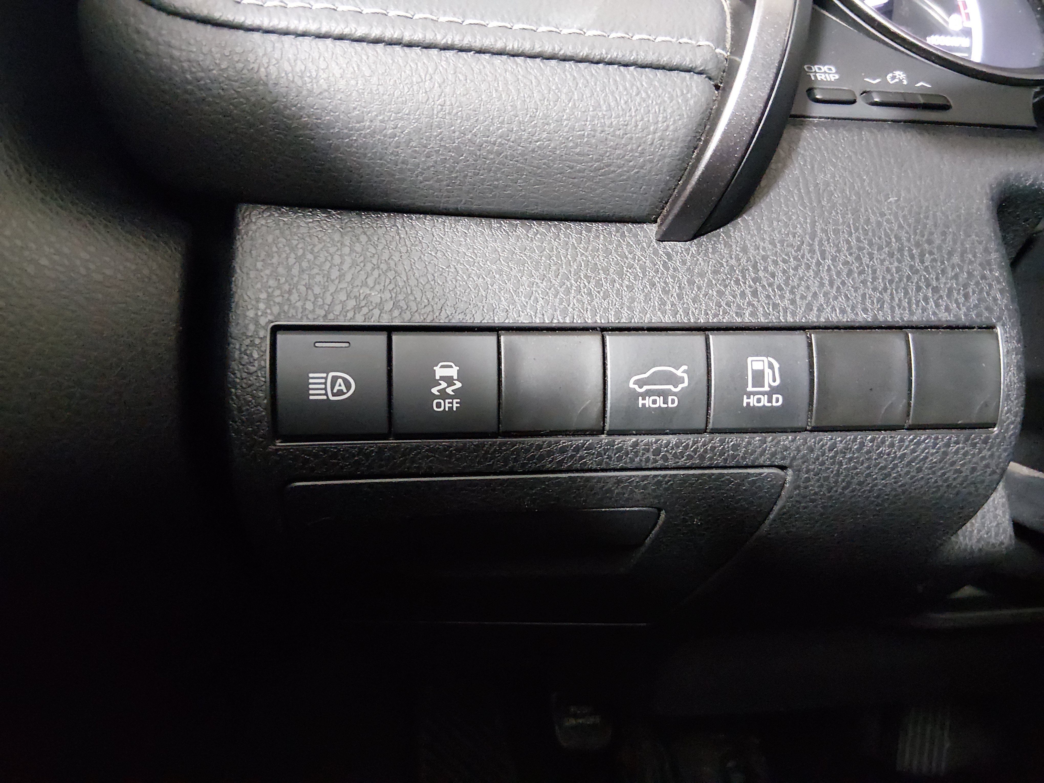 2024 Toyota Camry SE - Photo 13