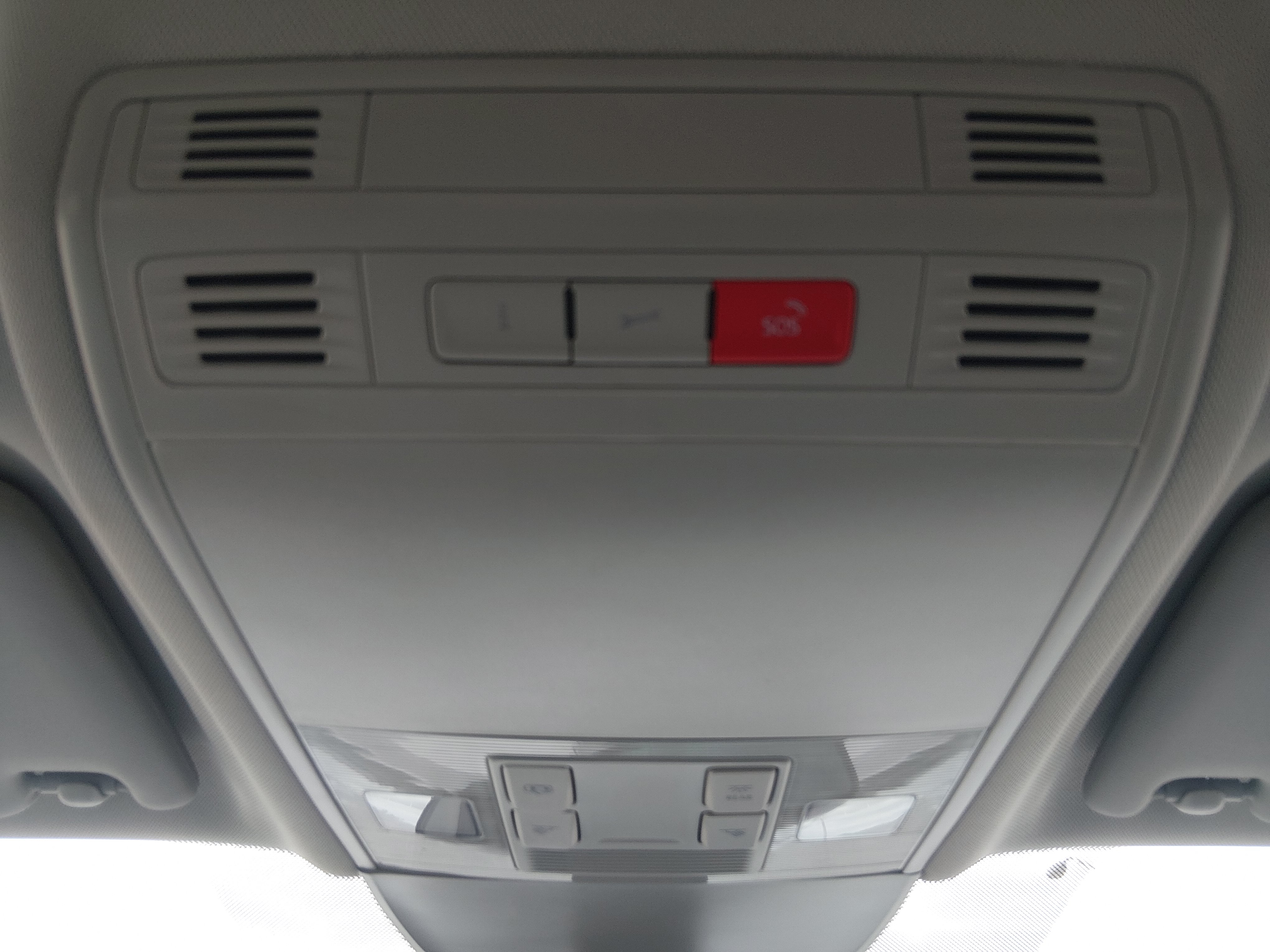 2025 Volkswagen Taos S - Photo 18