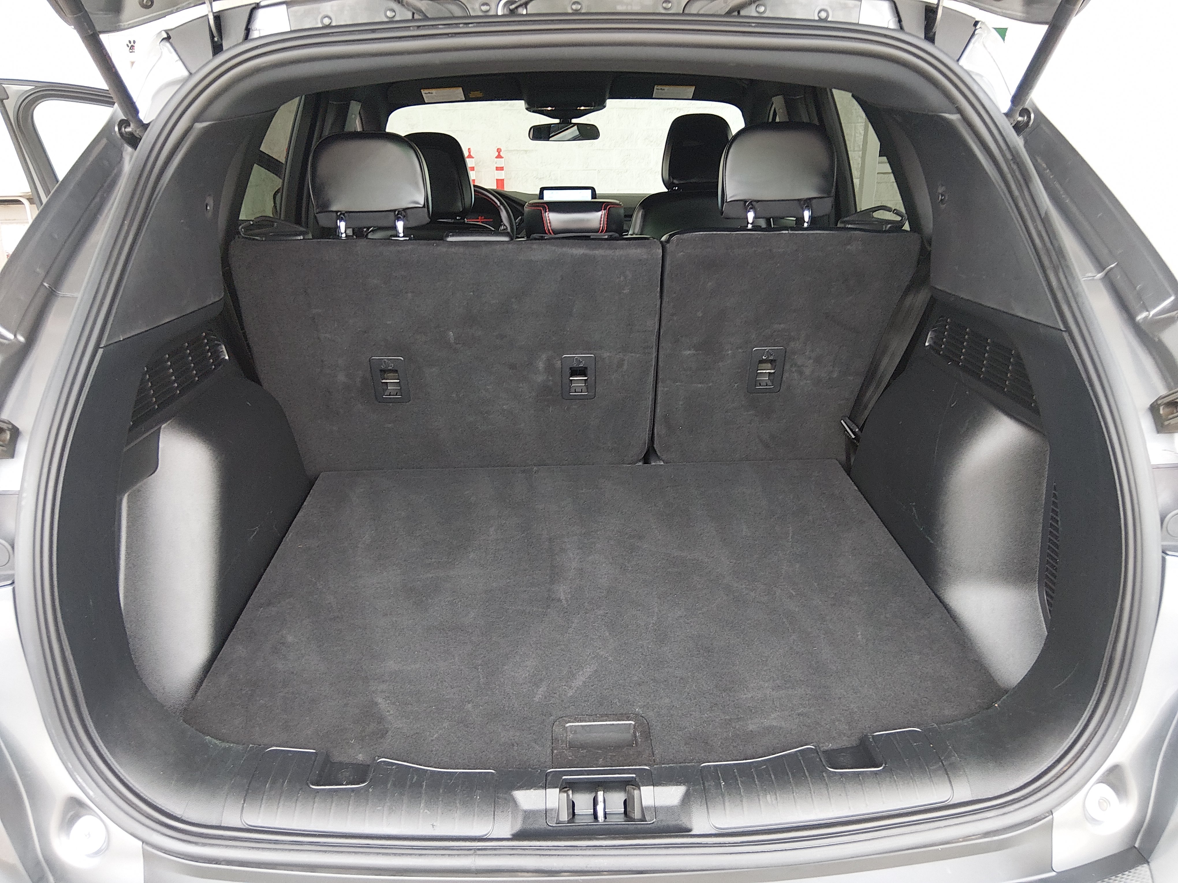 2025 Ford Escape ST-Line - Photo 10