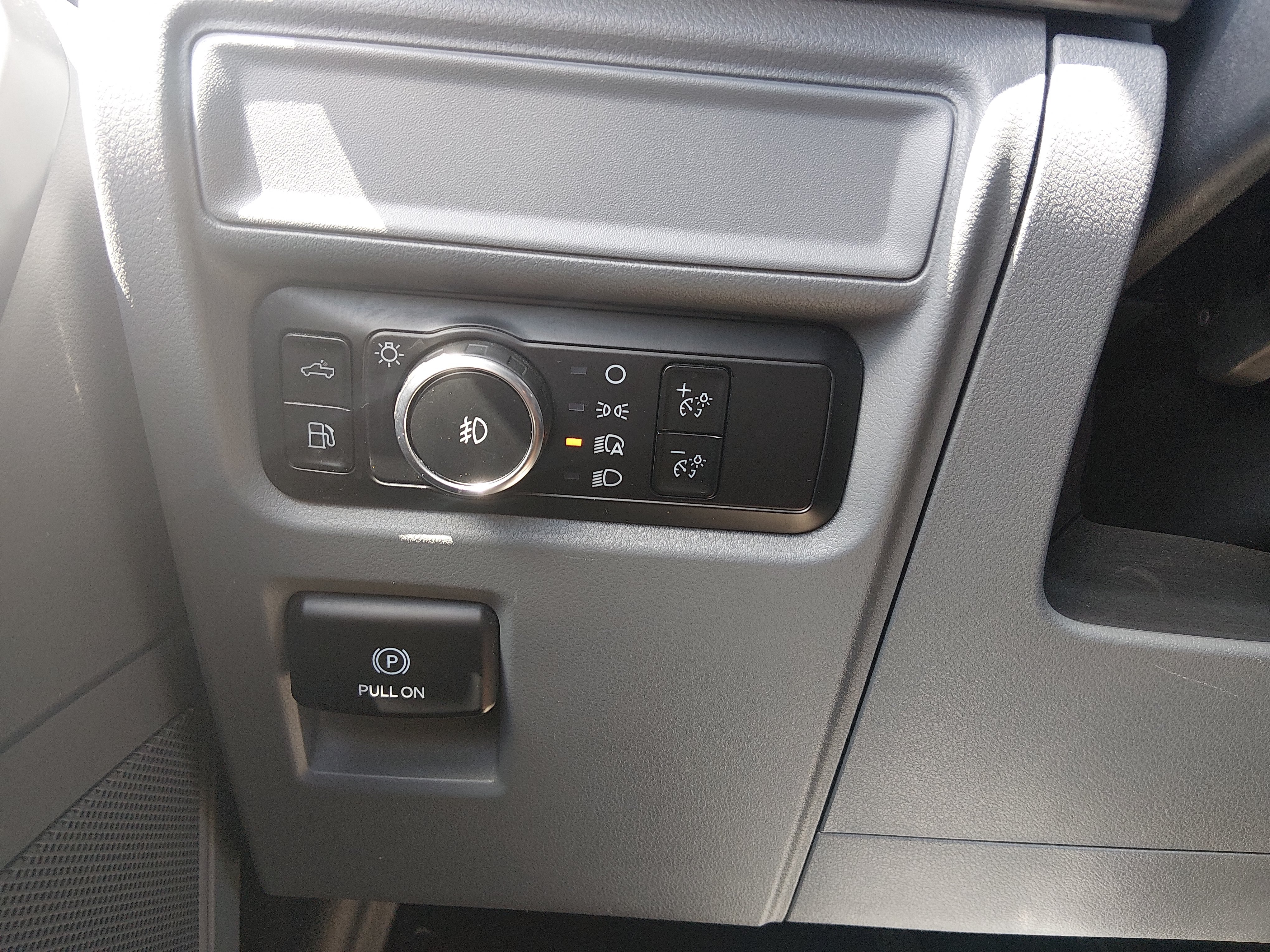 2024 Ford F-150 XLT - Photo 13
