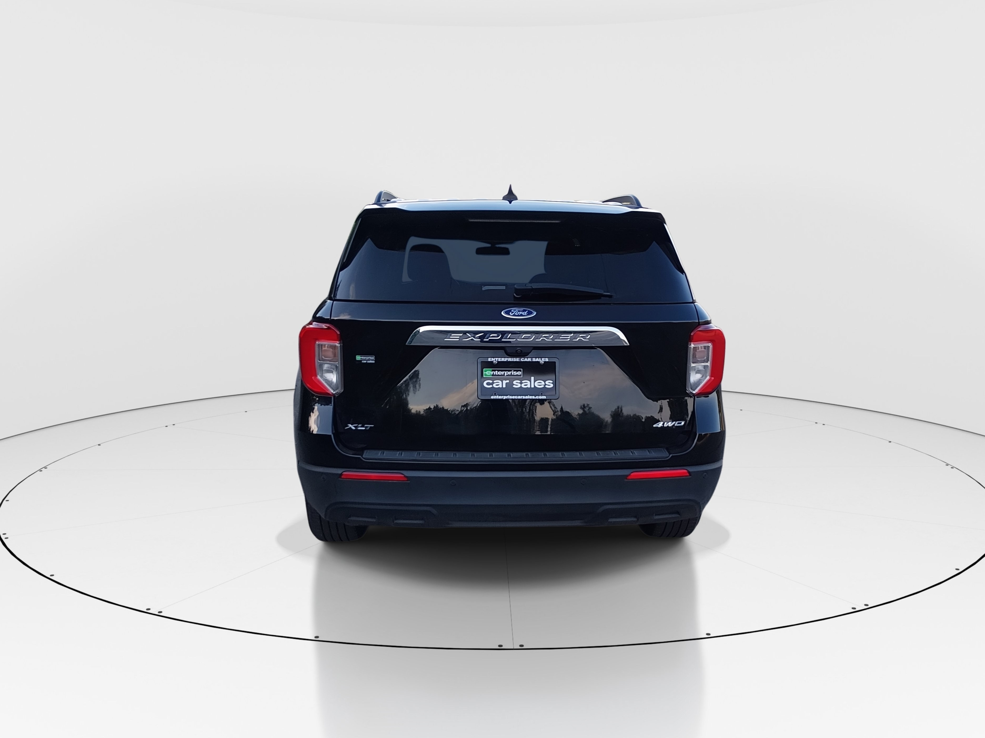 2023 Ford Explorer XLT - Photo 6