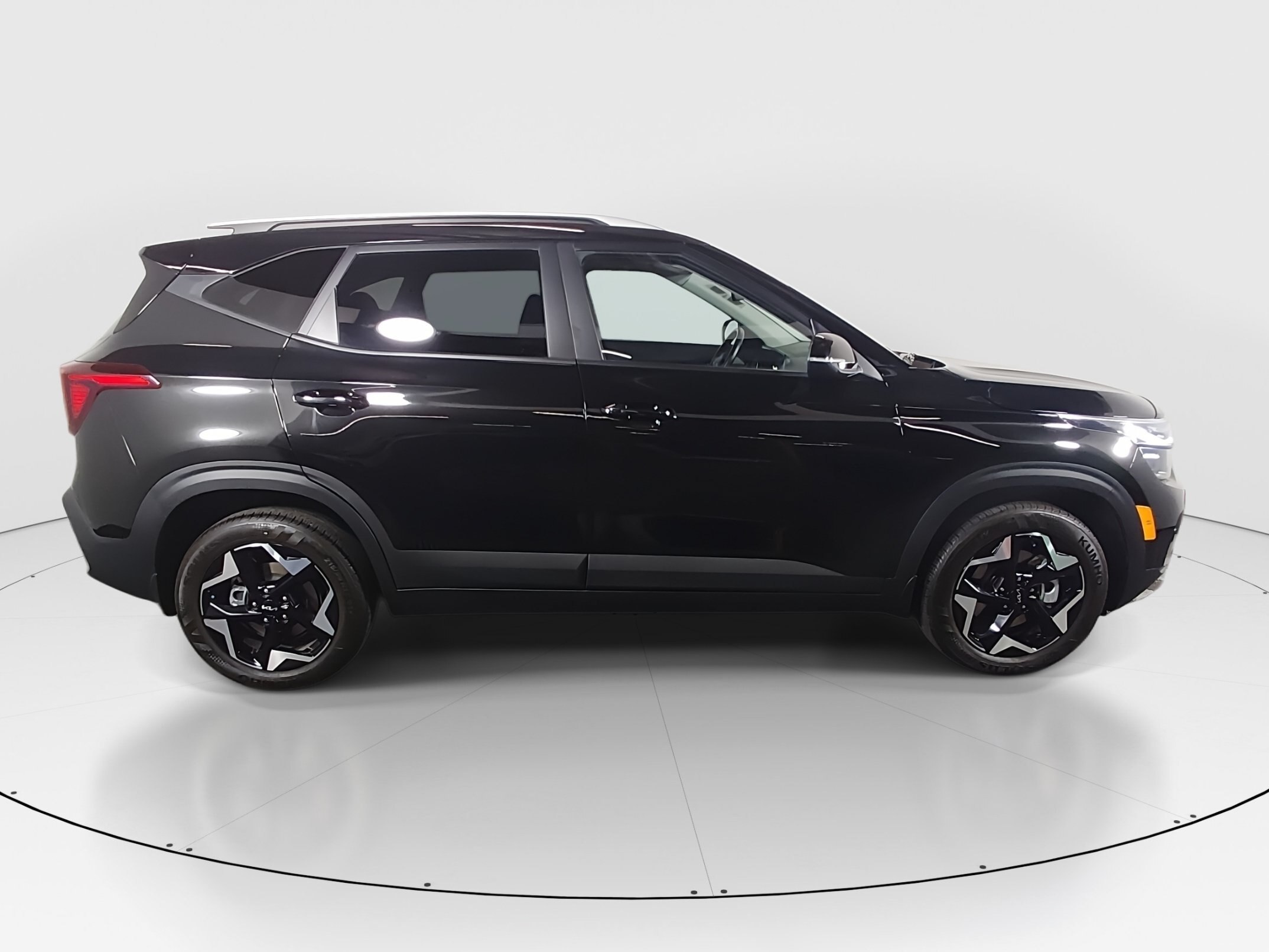 2025 Kia Seltos S - Photo 8