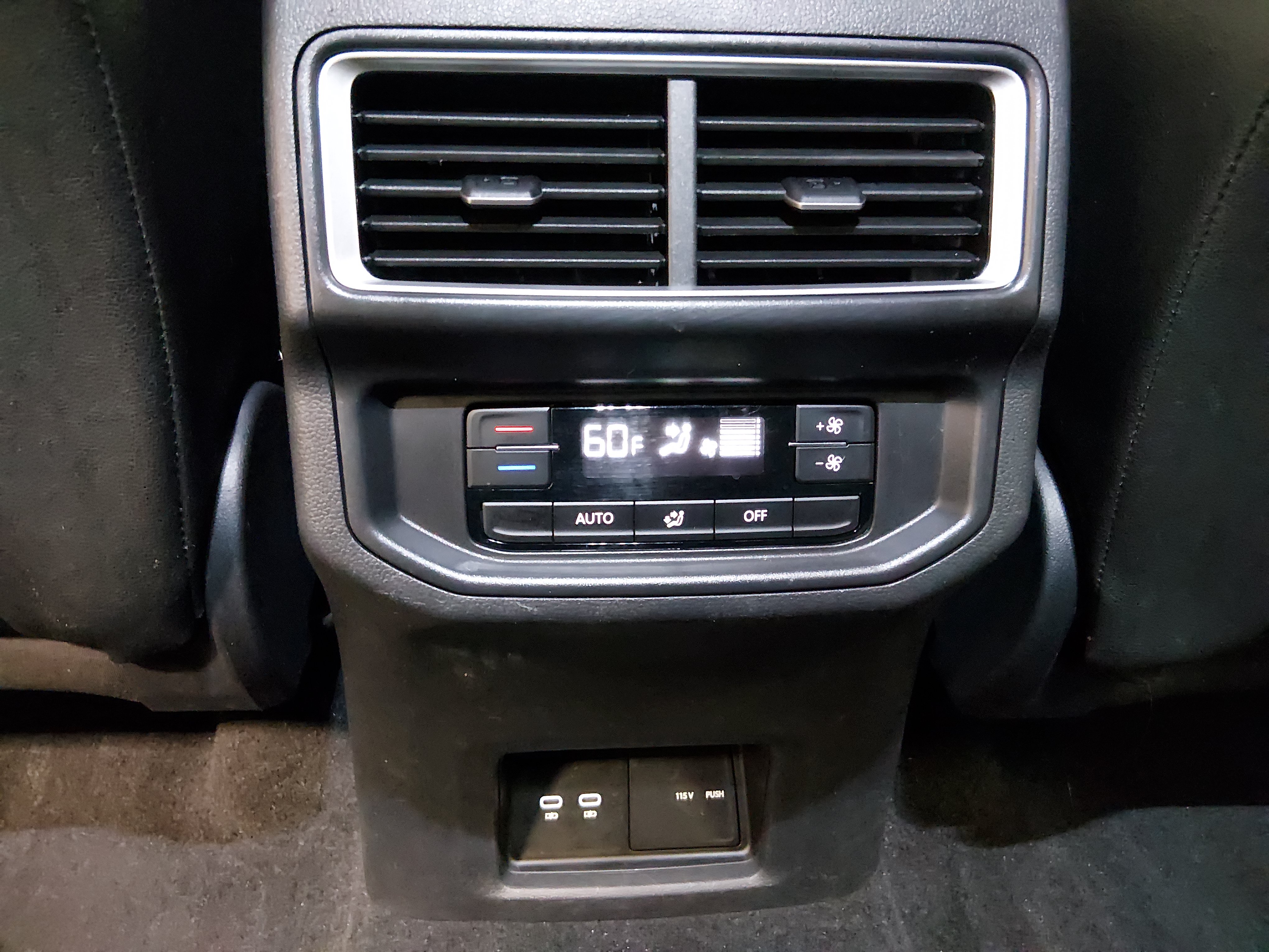 2026 Volkswagen Atlas SE w/Tech - Photo 24