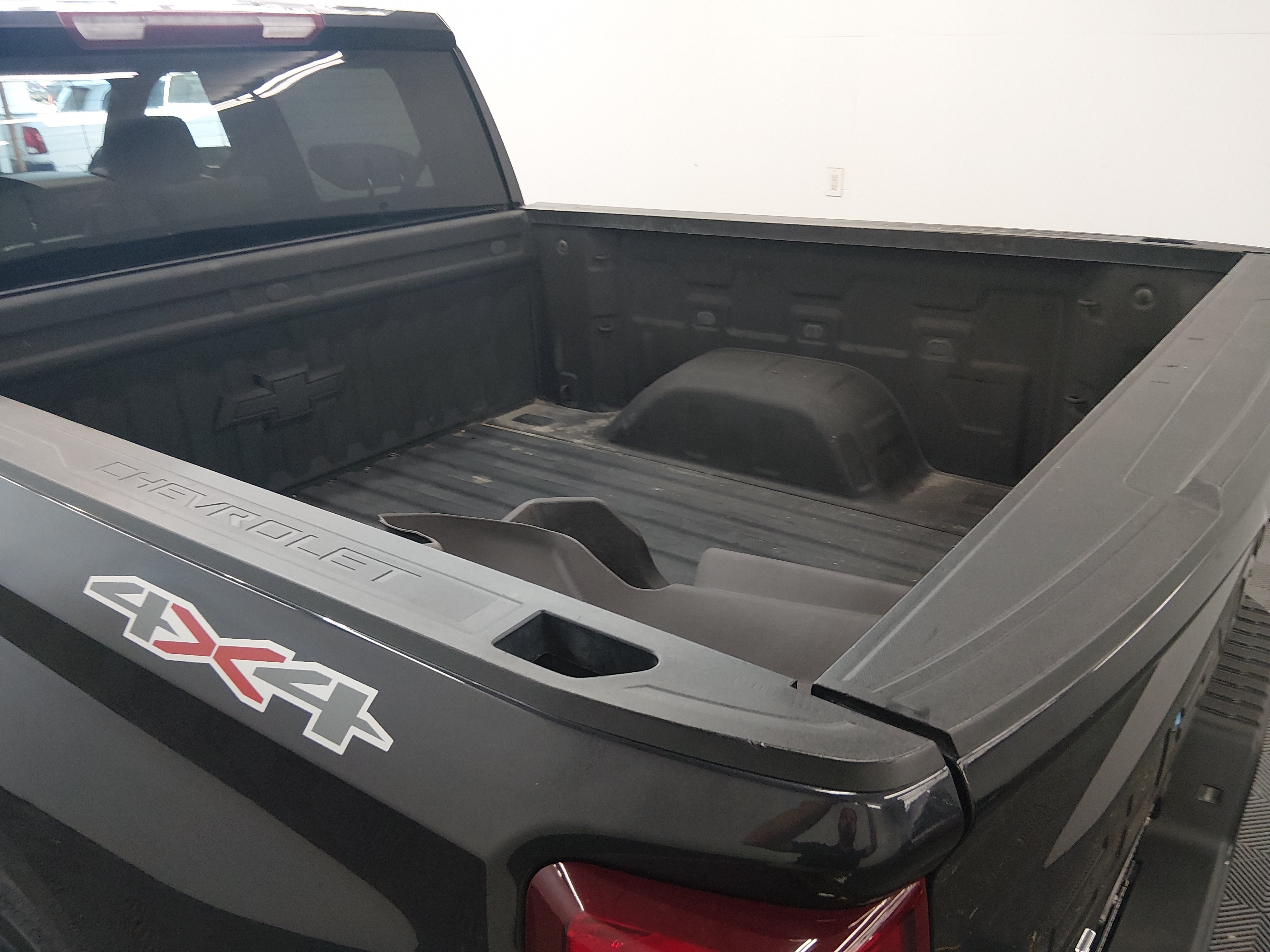 2022 Chevrolet Silverado 1500 RST - Photo 11