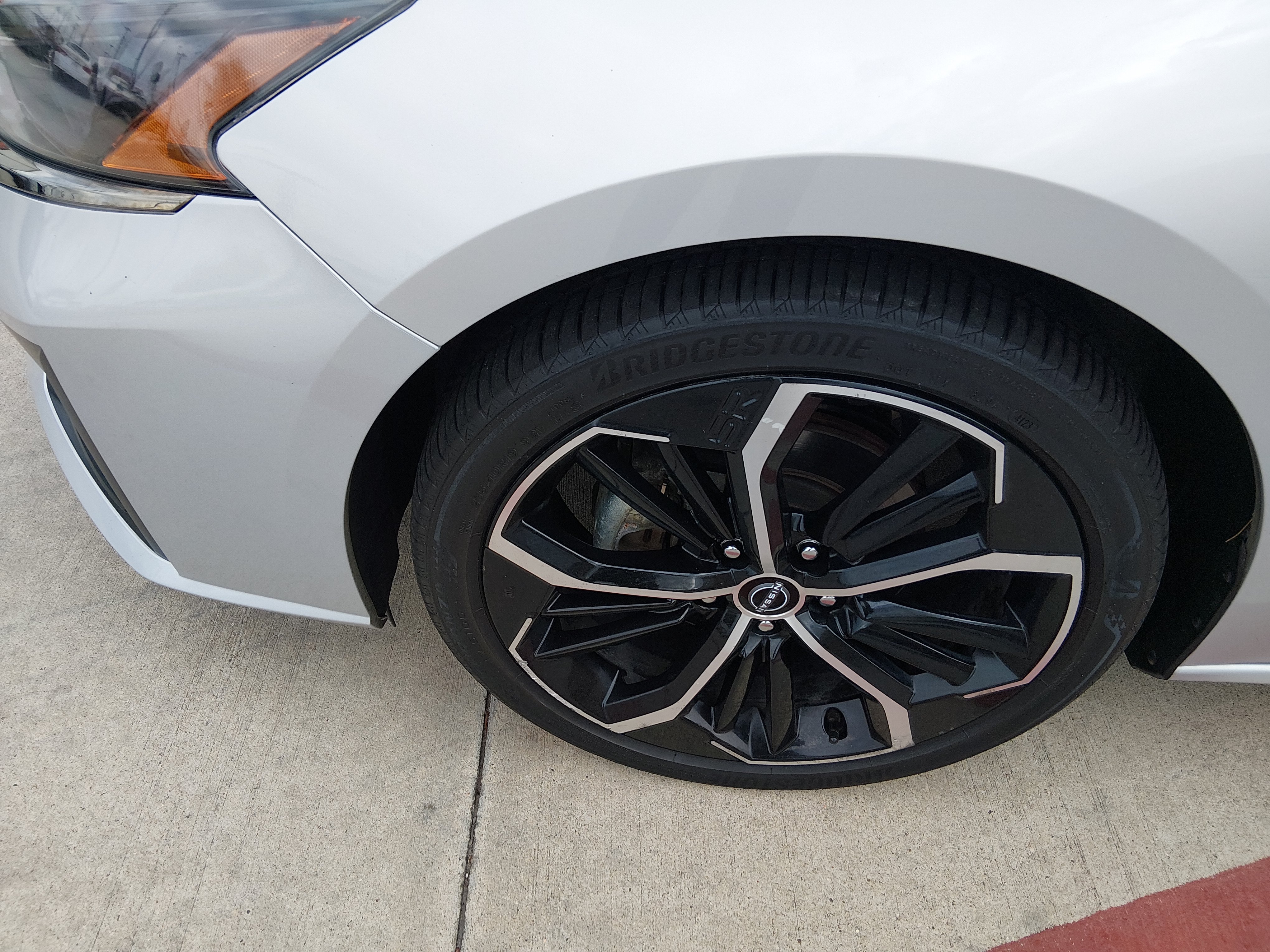 2024 Nissan Altima SR - Photo 10