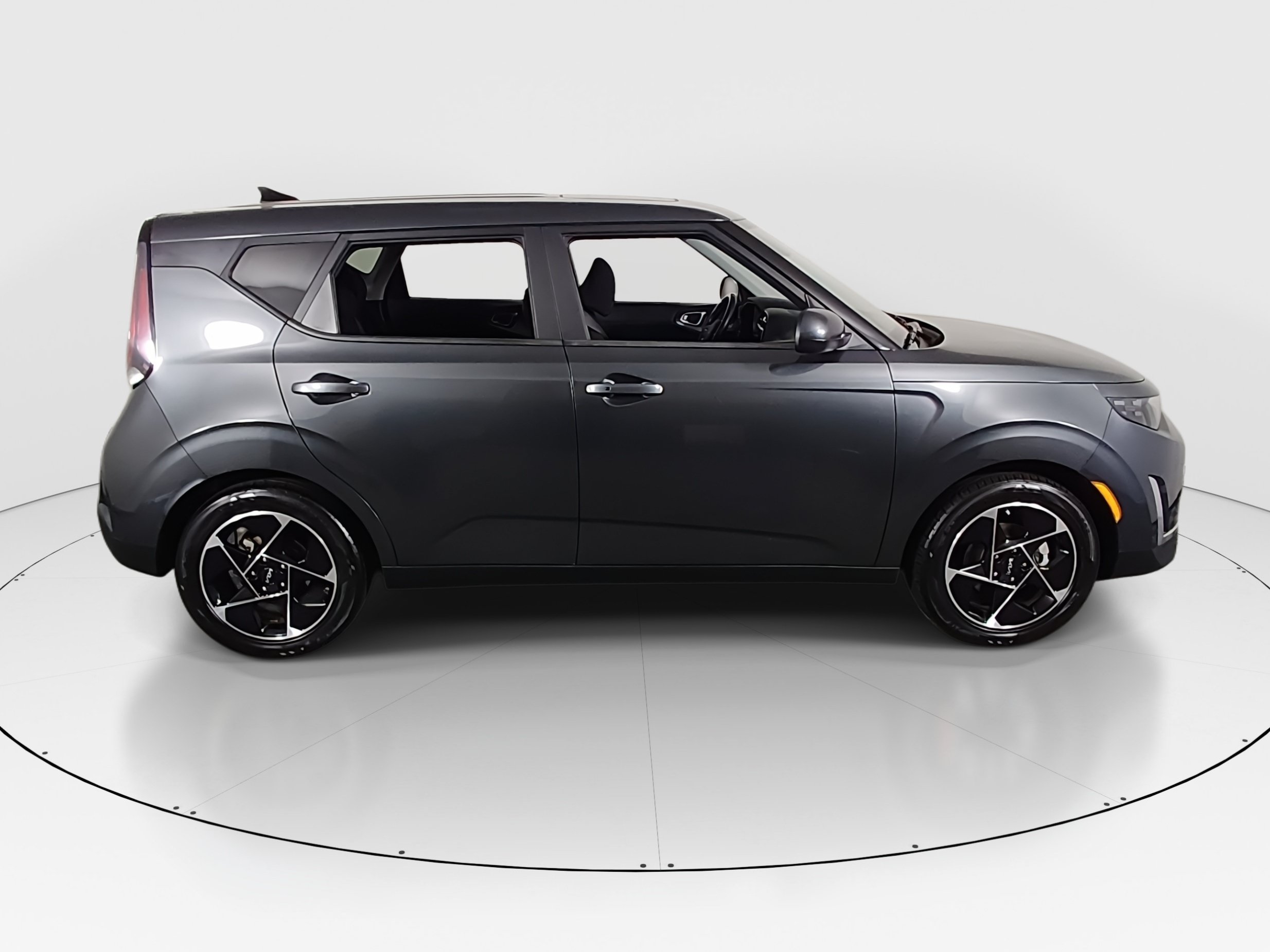 2024 Kia Soul EX - Photo 8