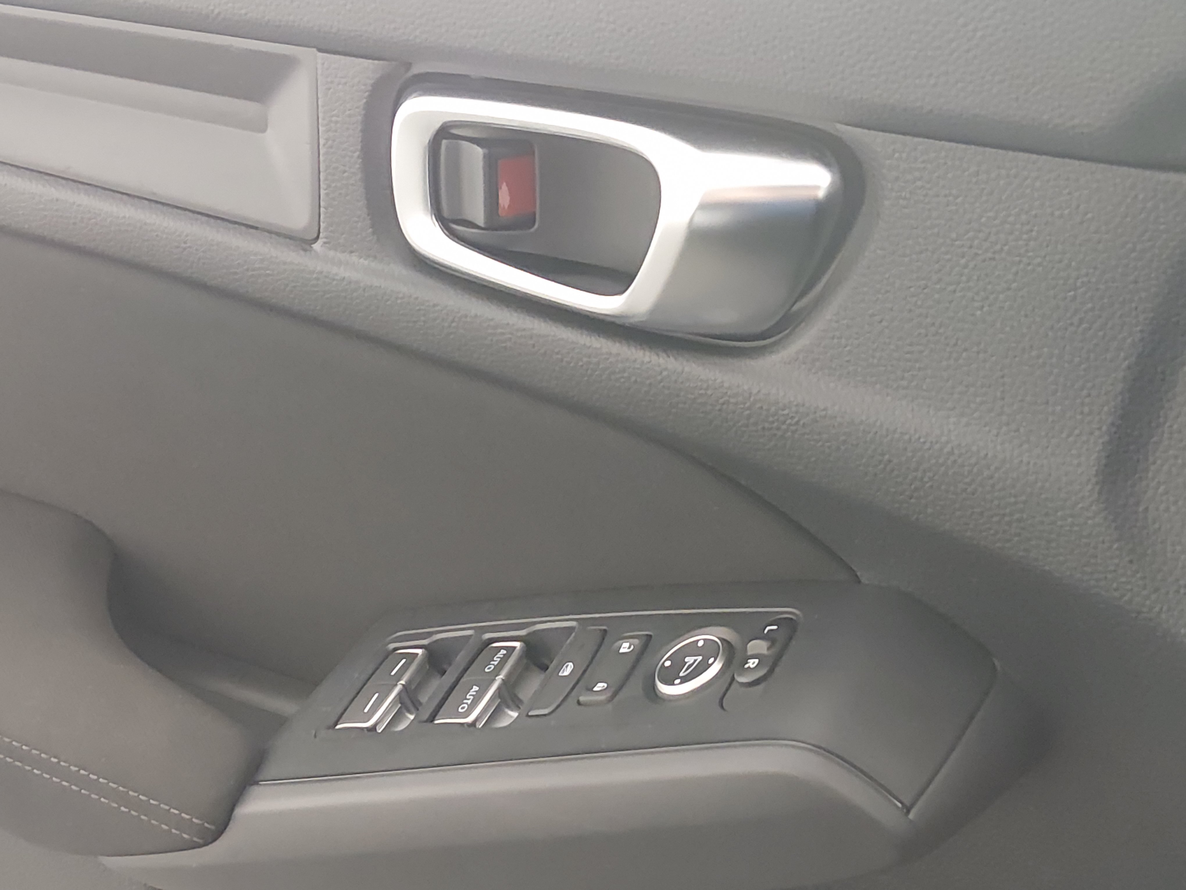 2024 Honda Civic Hatchback Sport - Photo 17