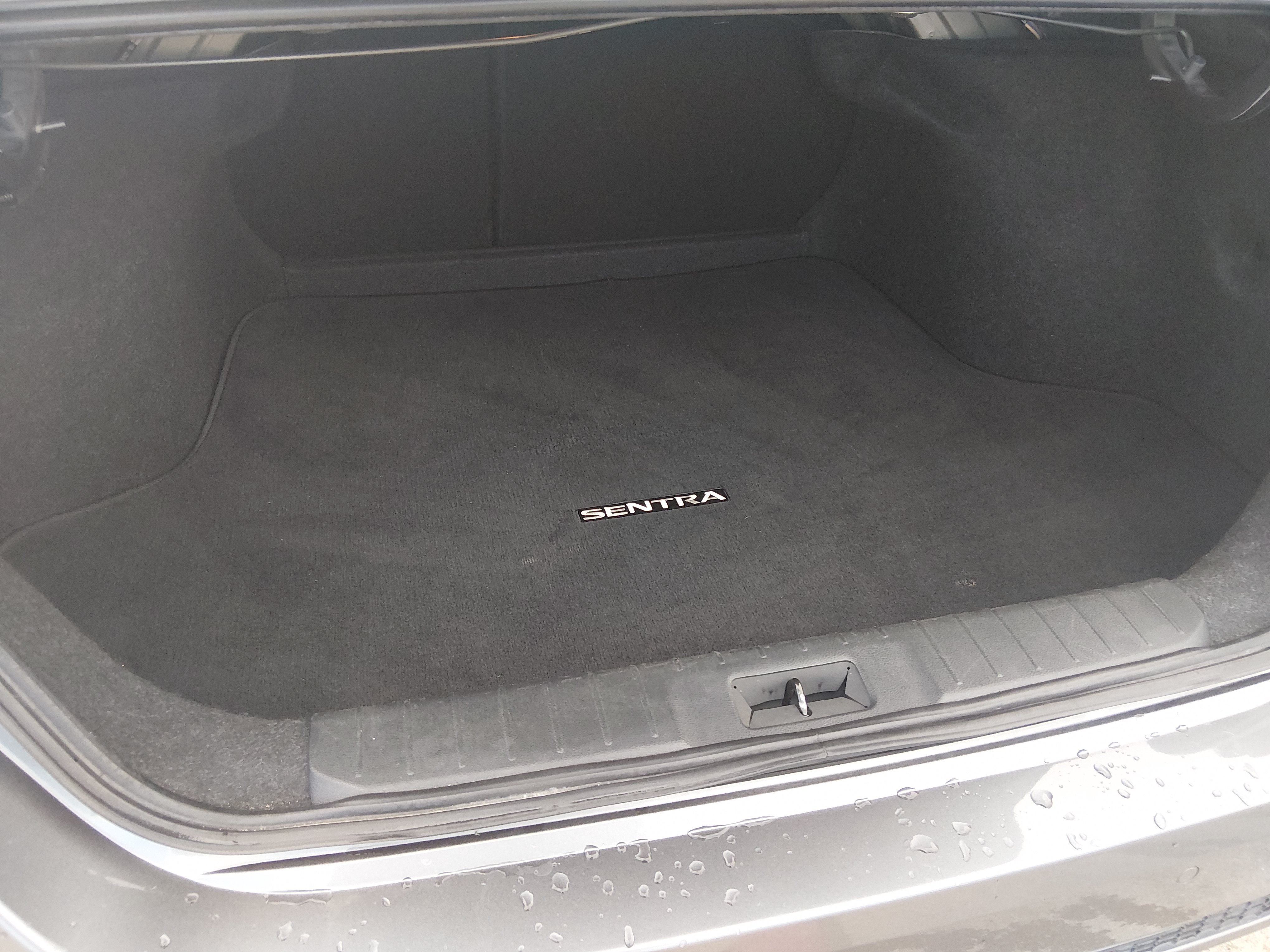 2024 Nissan Sentra SV - Photo 11