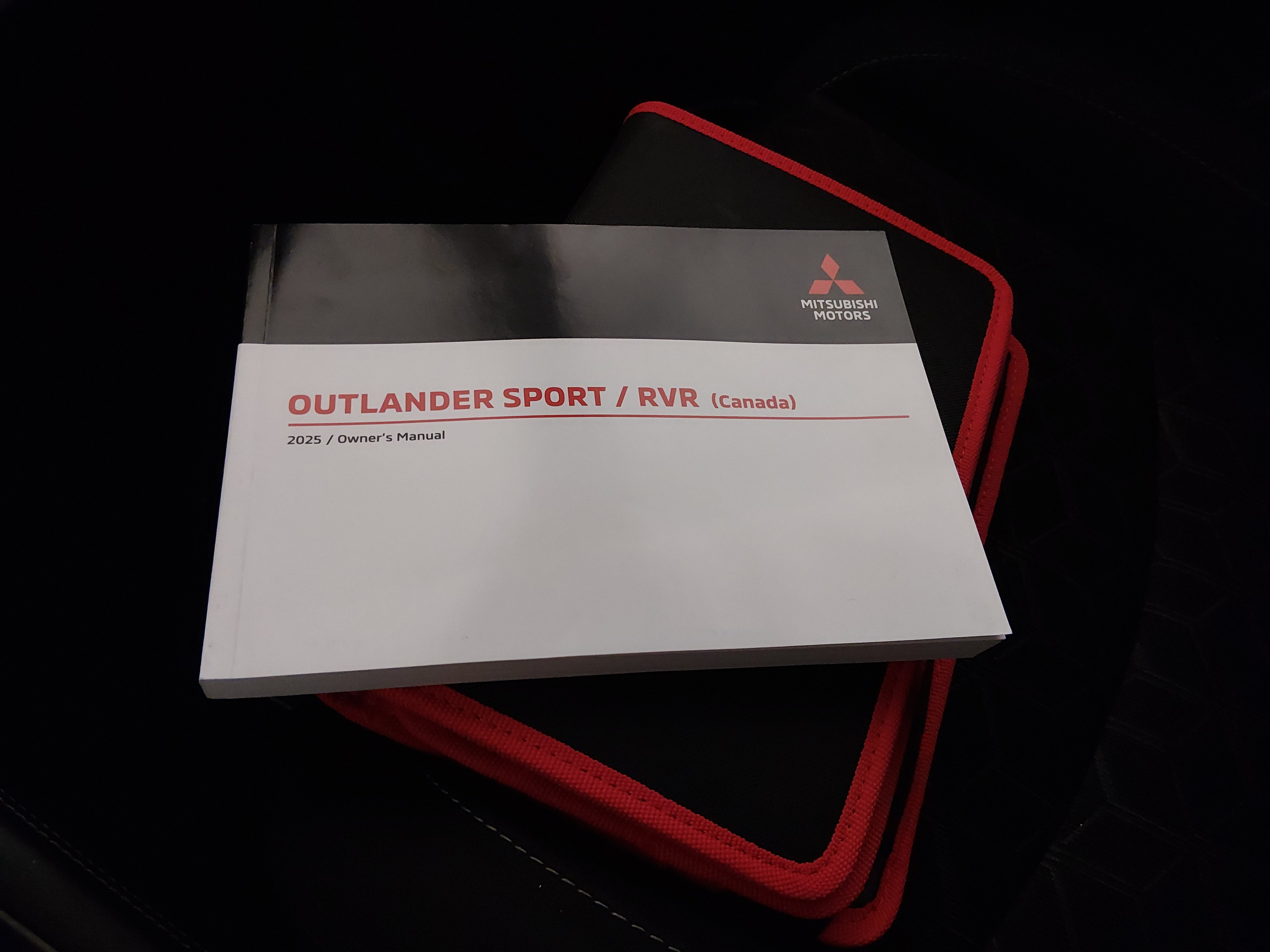 2025 Mitsubishi Outlander Sport ES - Photo 17