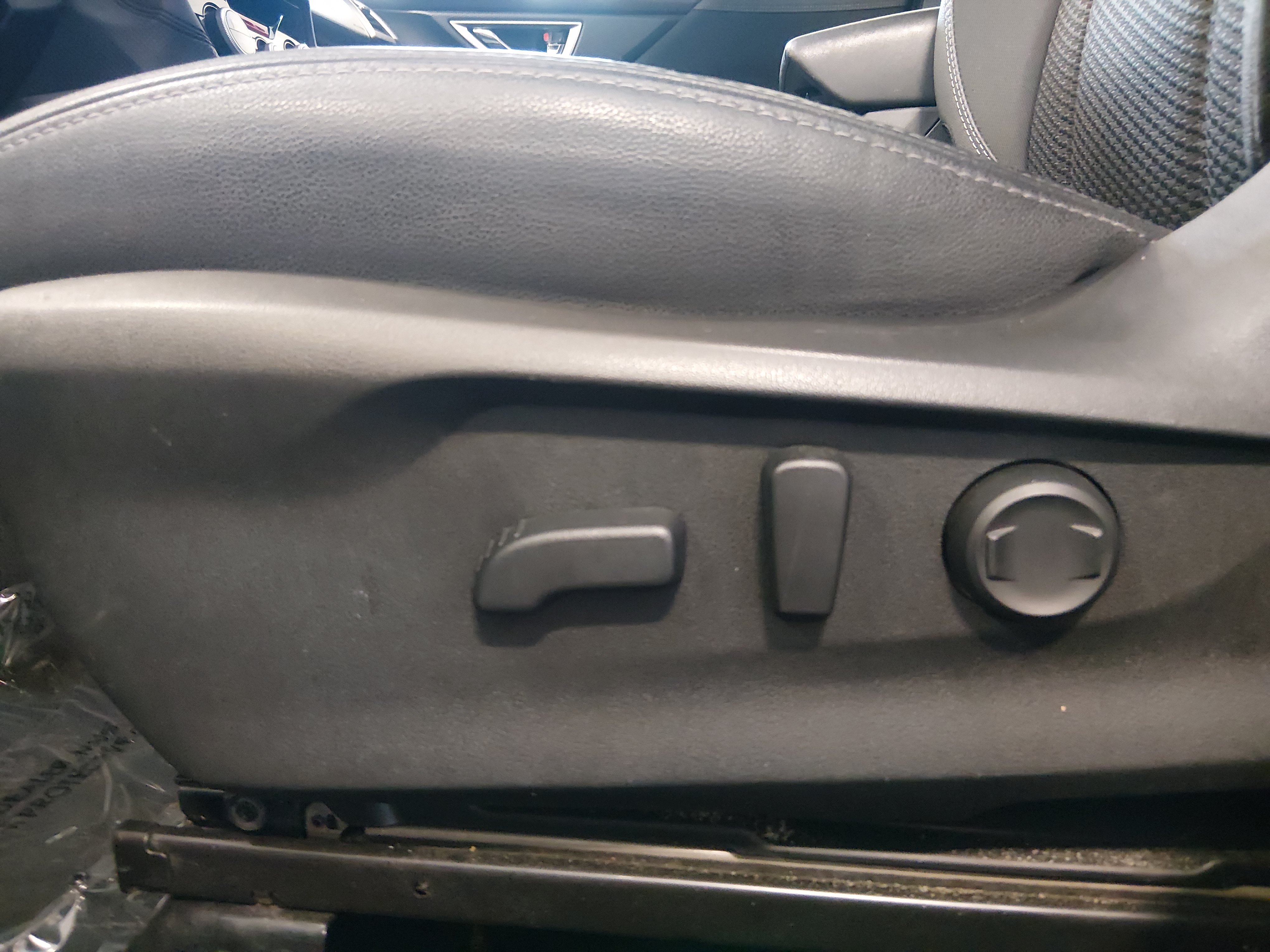 2022 Subaru Forester Premium - Photo 27