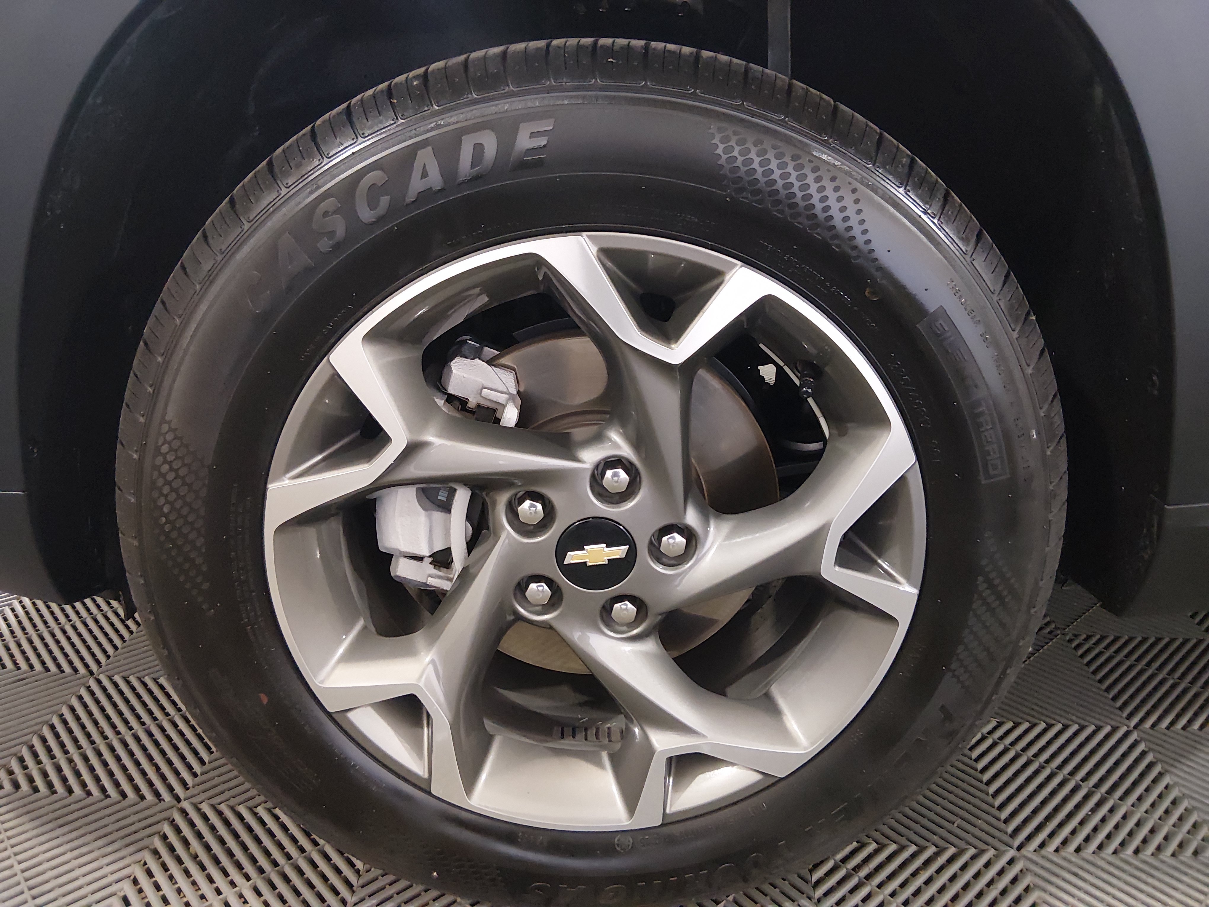 2025 Chevrolet Trax LT - Photo 10