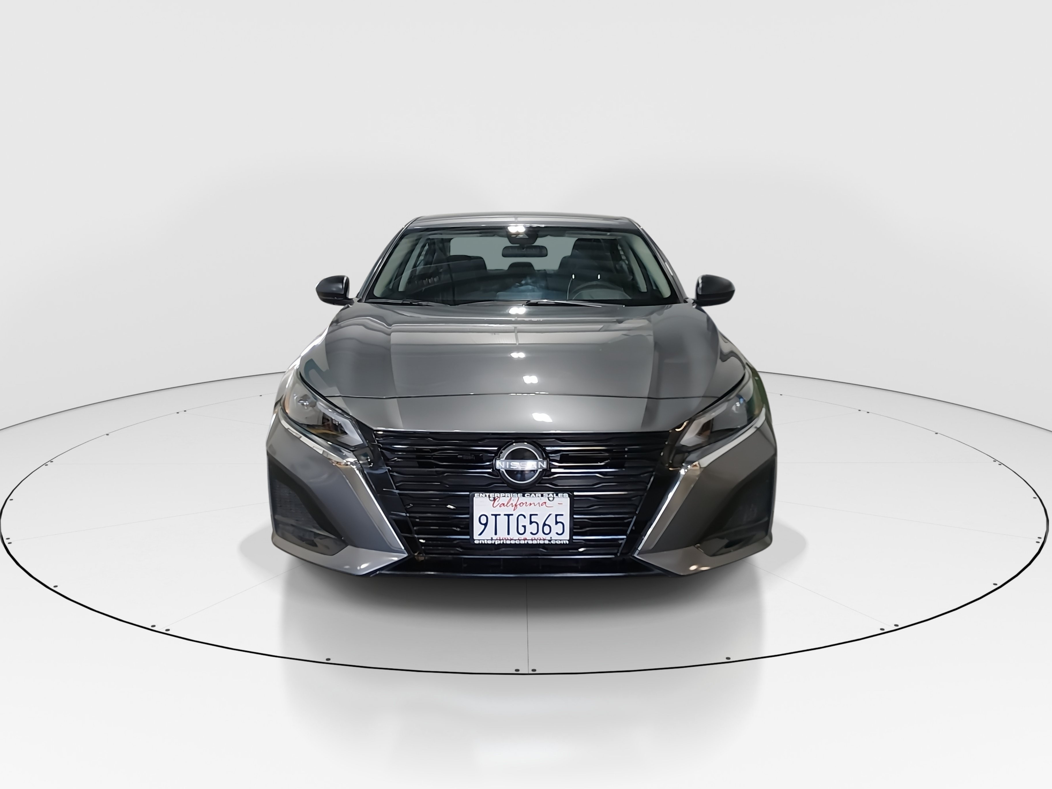 2025 Nissan Altima SV - Photo 2