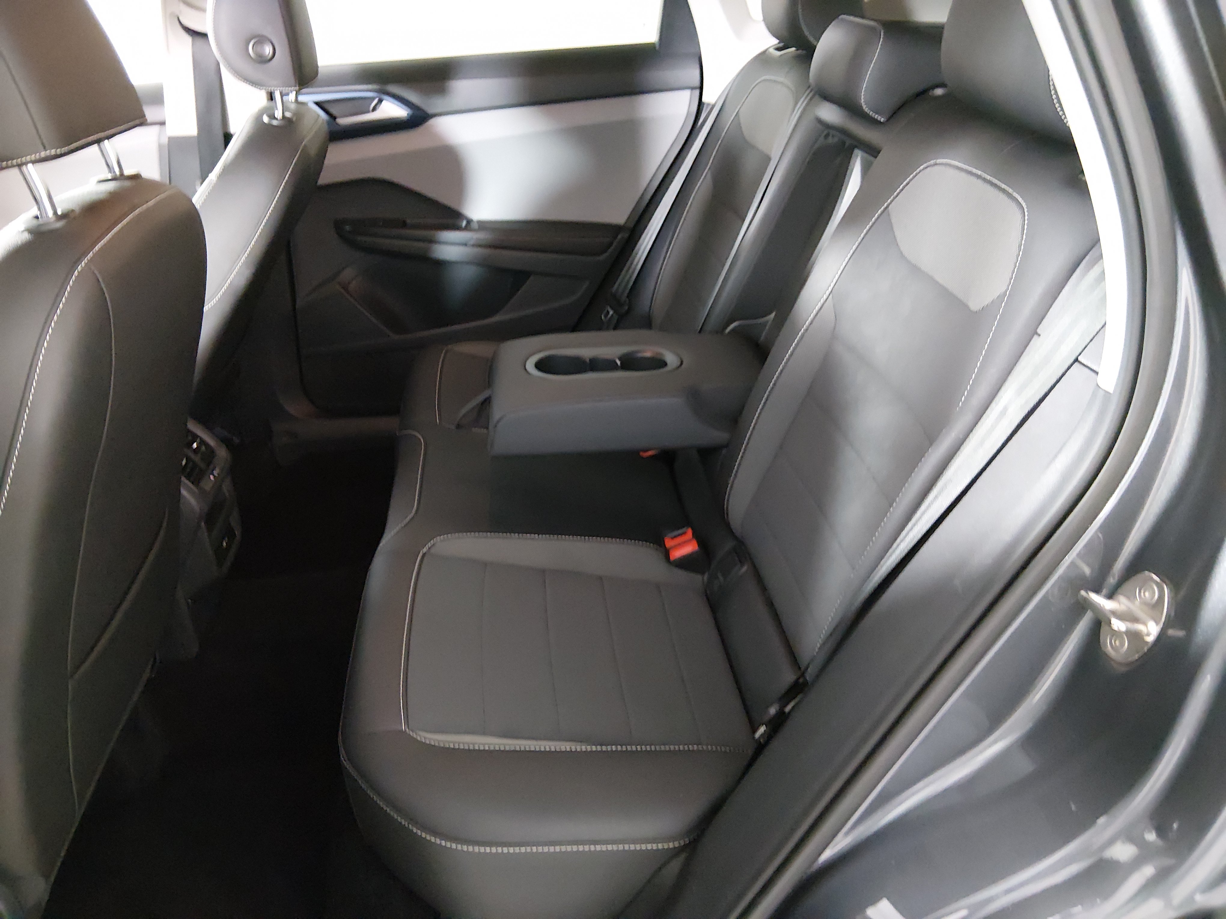 2024 Volkswagen Taos SE - Photo 19