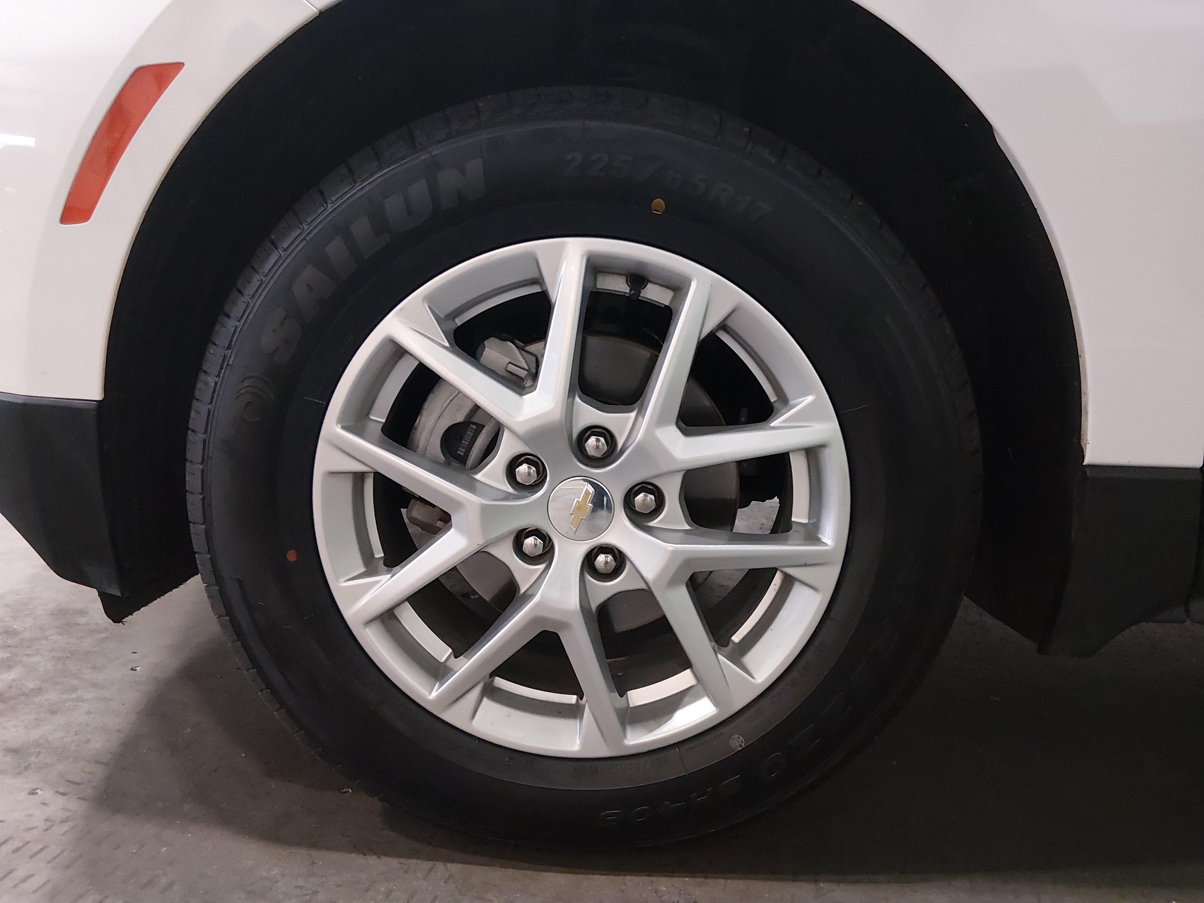 2024 Chevrolet Equinox LT - Photo 10