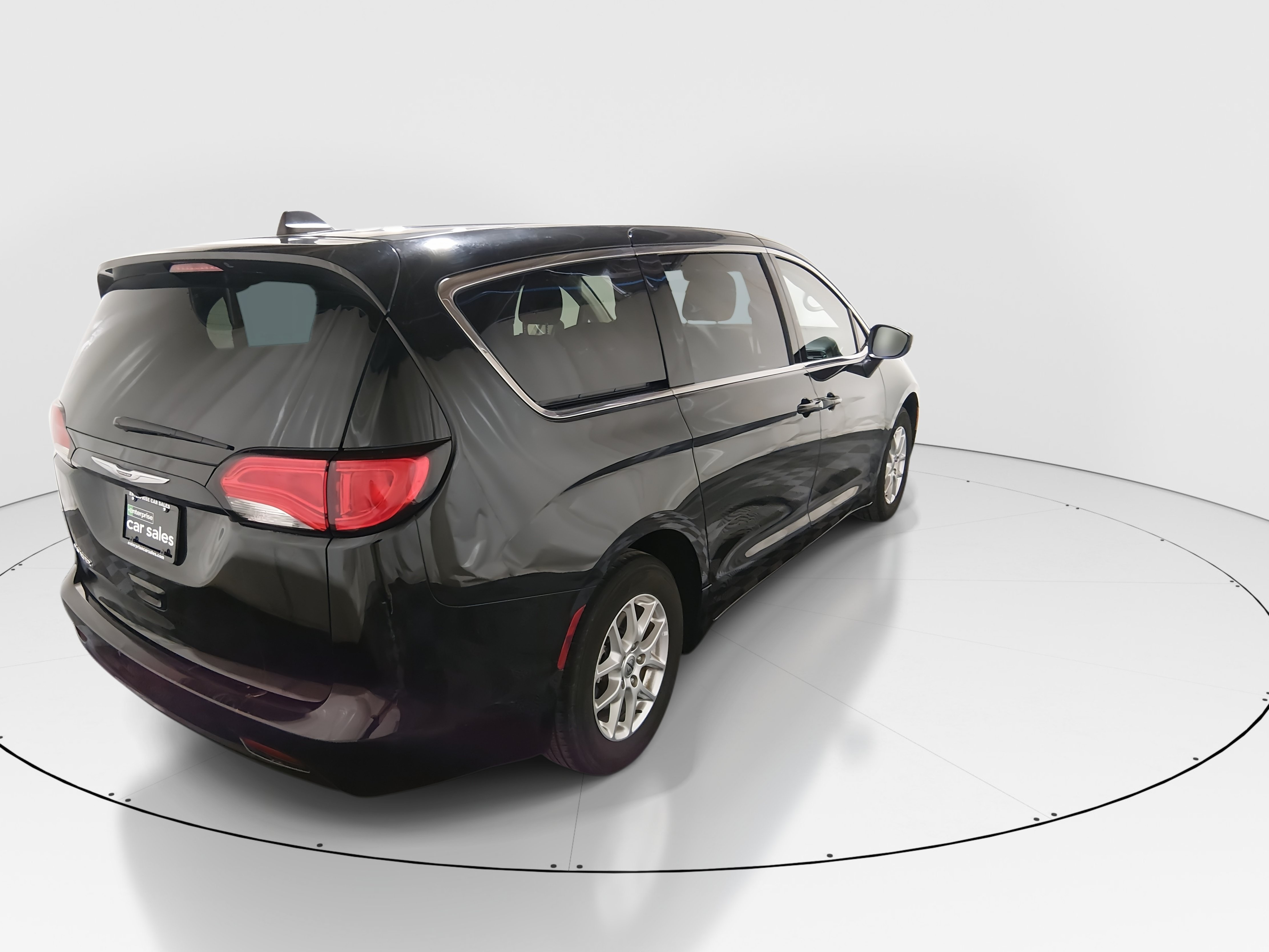 2024 Chrysler Voyager LX - Photo 7