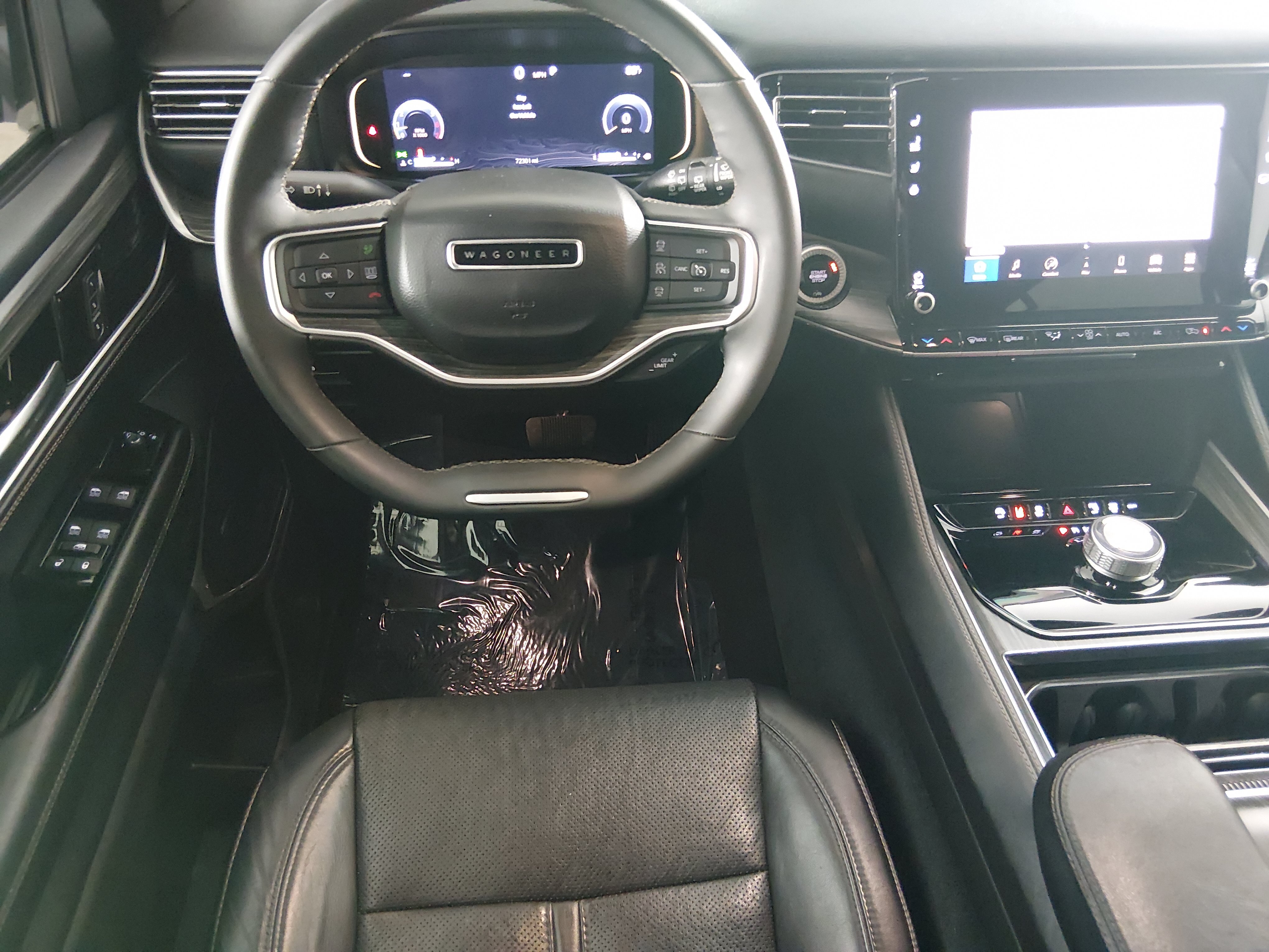 2024 Jeep Wagoneer L Series II - Photo 22