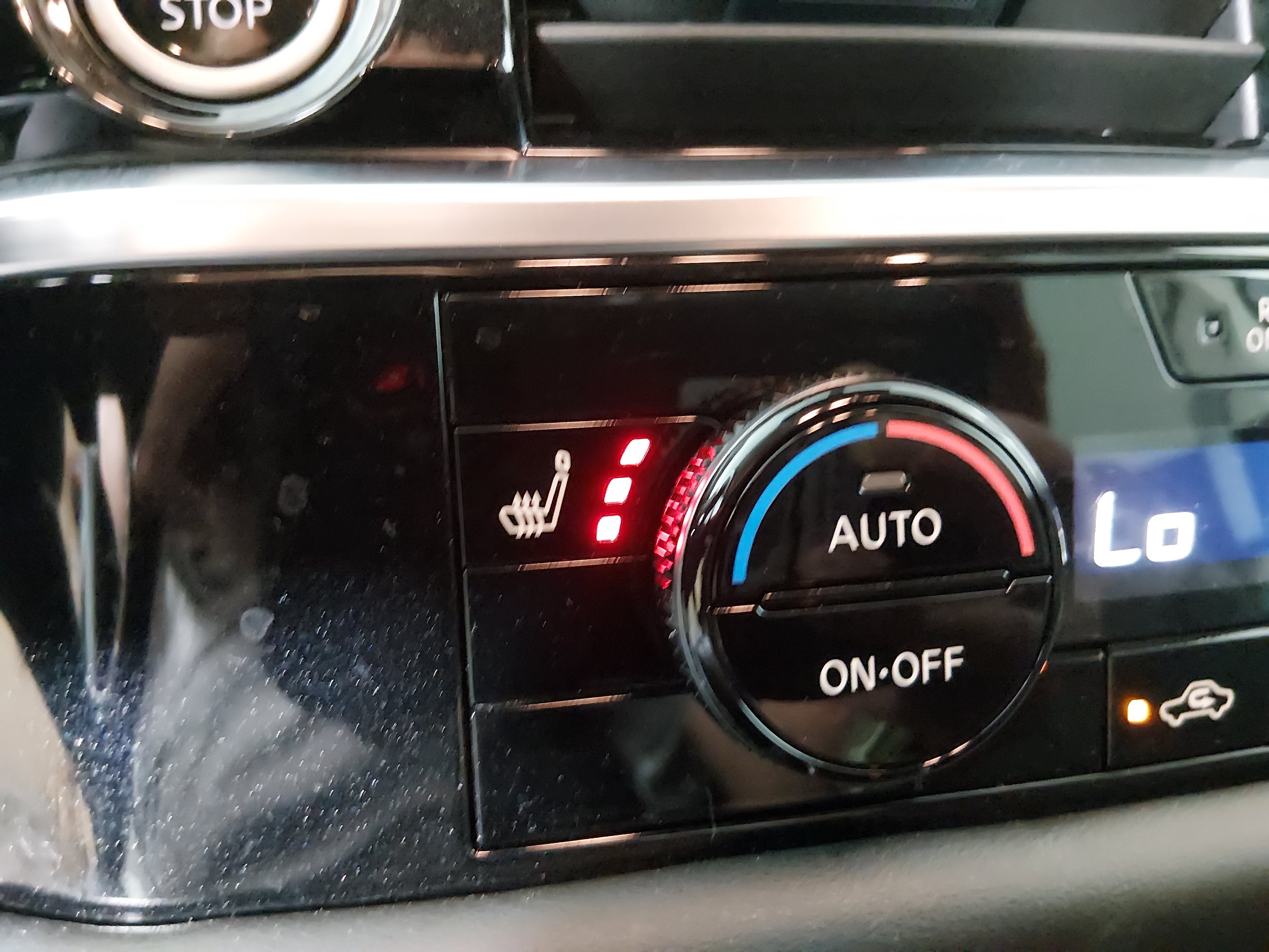 2024 Nissan Pathfinder SV - Photo 19