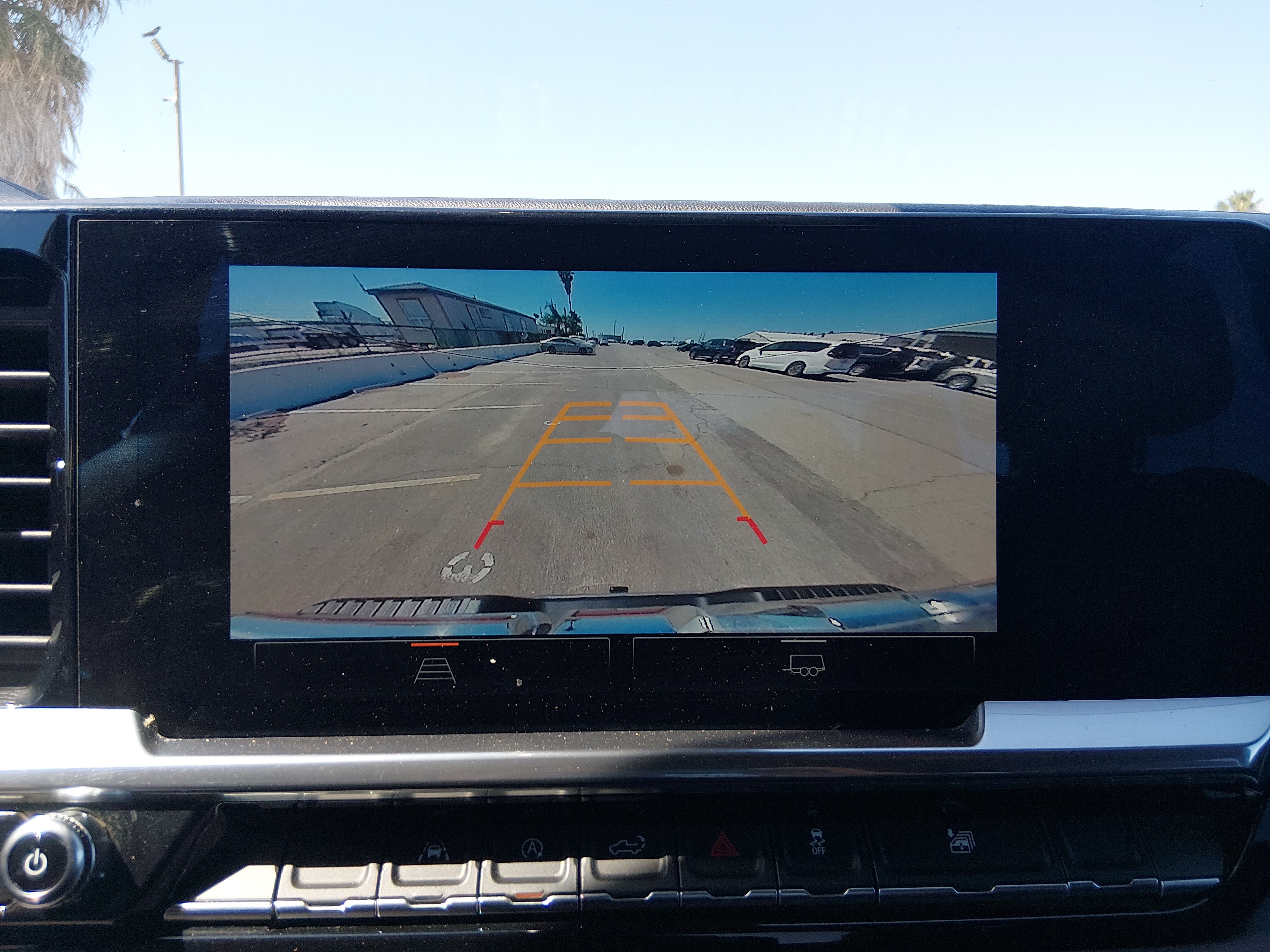 2025 GMC Sierra 1500 SLT - Photo 17