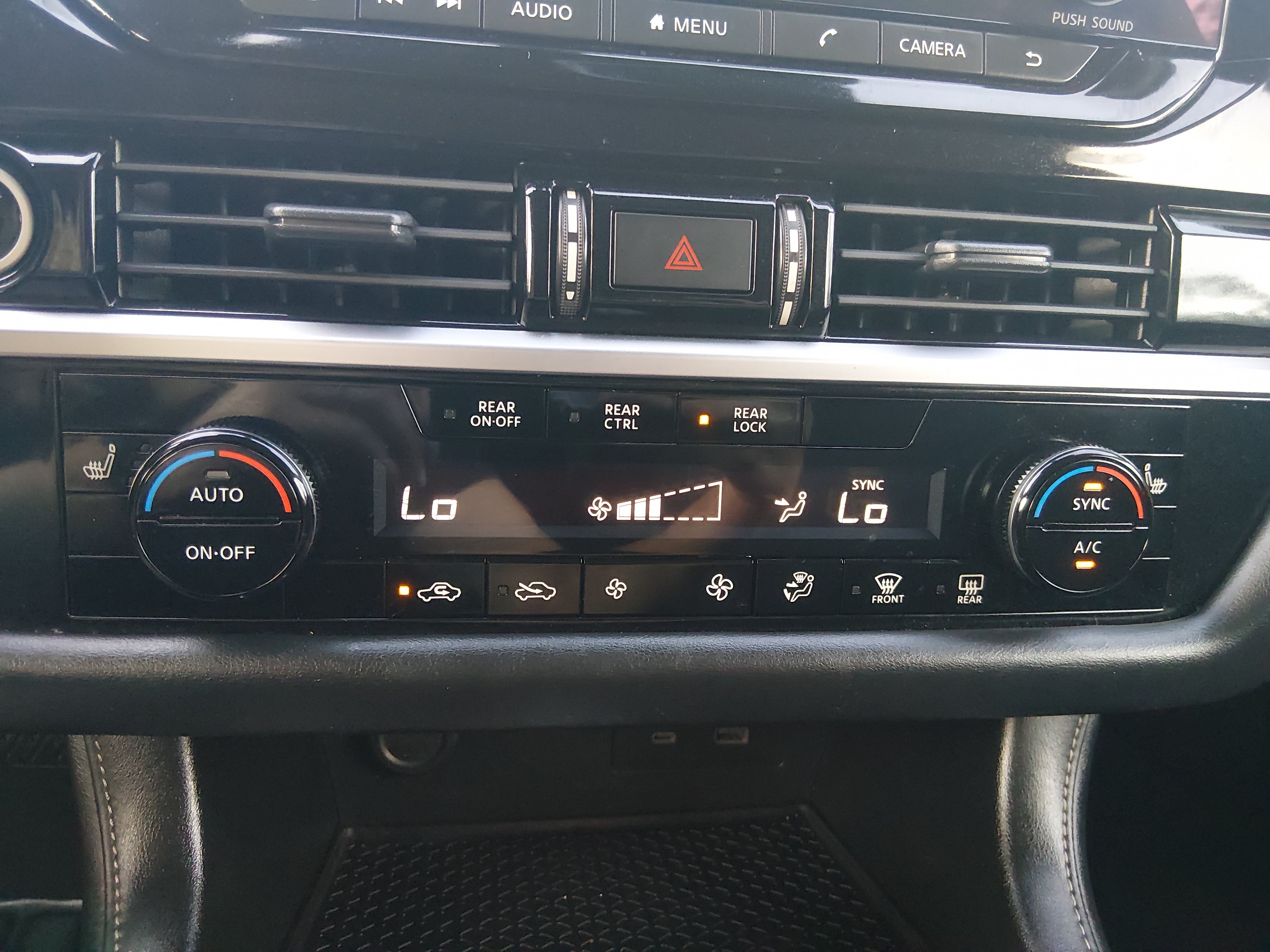 2024 Nissan Pathfinder SV - Photo 18