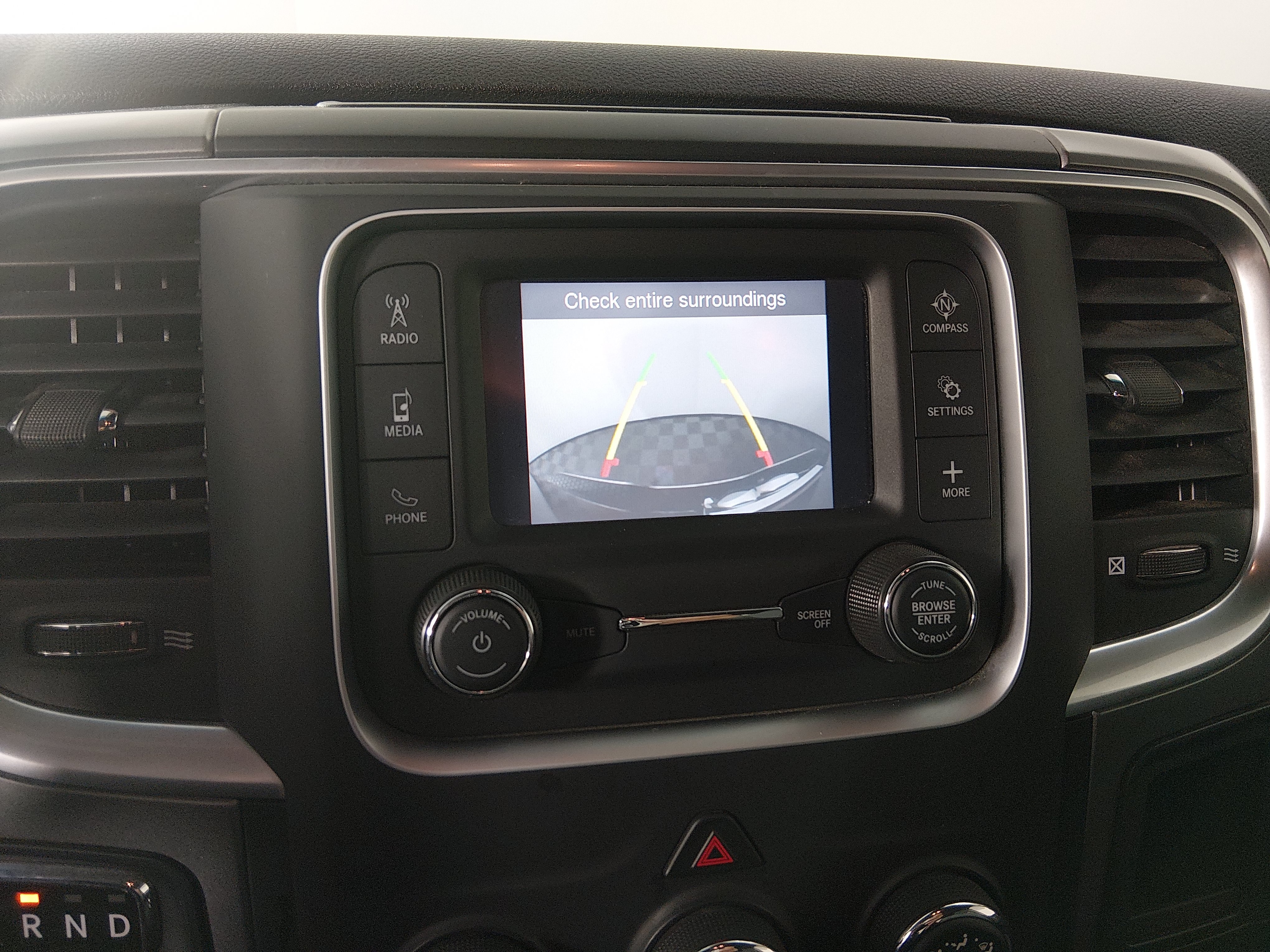 2024 RAM Ram 1500 Classic SLT - Photo 16