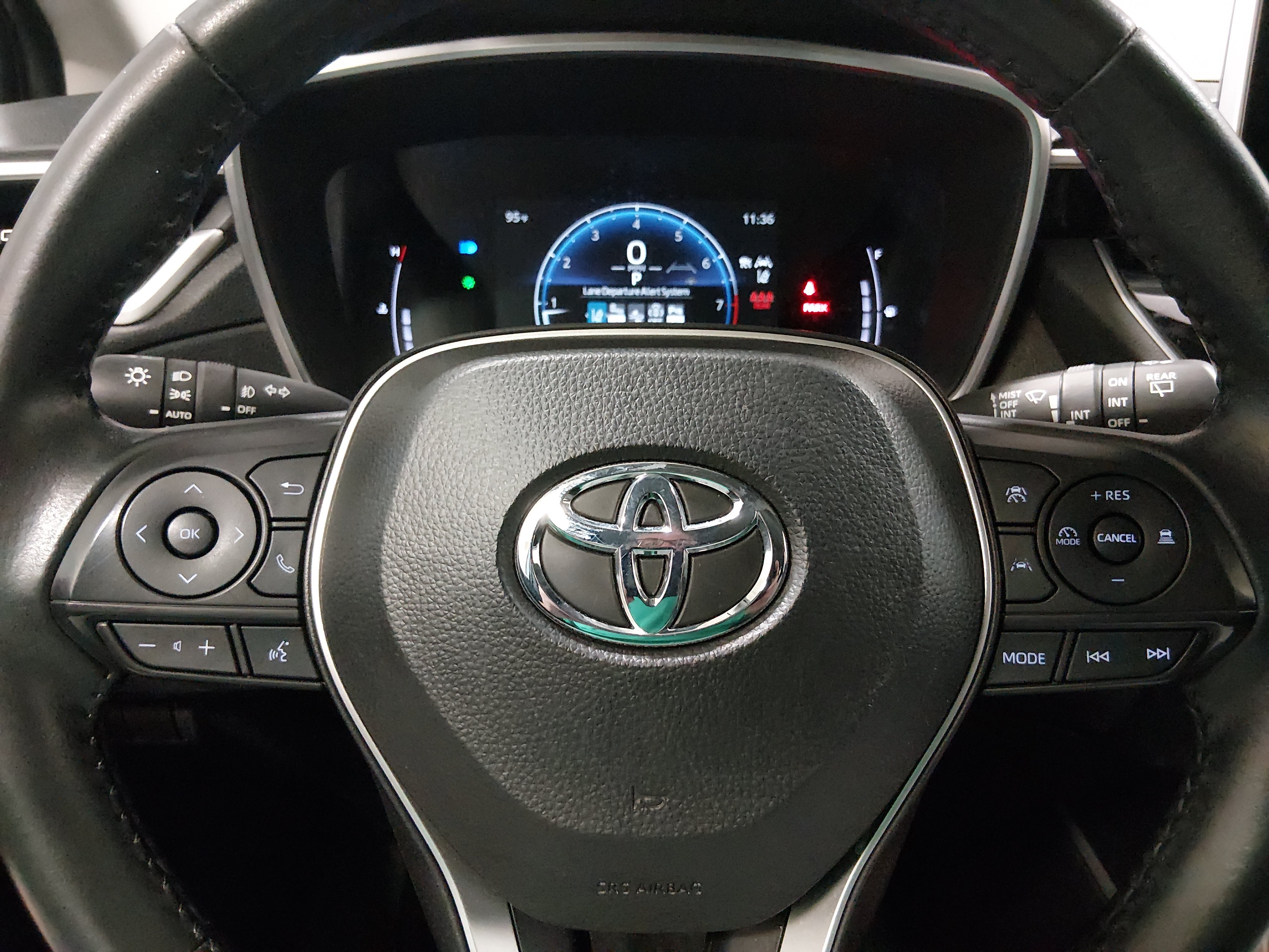 2024 Toyota Corolla Cross XLE - Photo 12