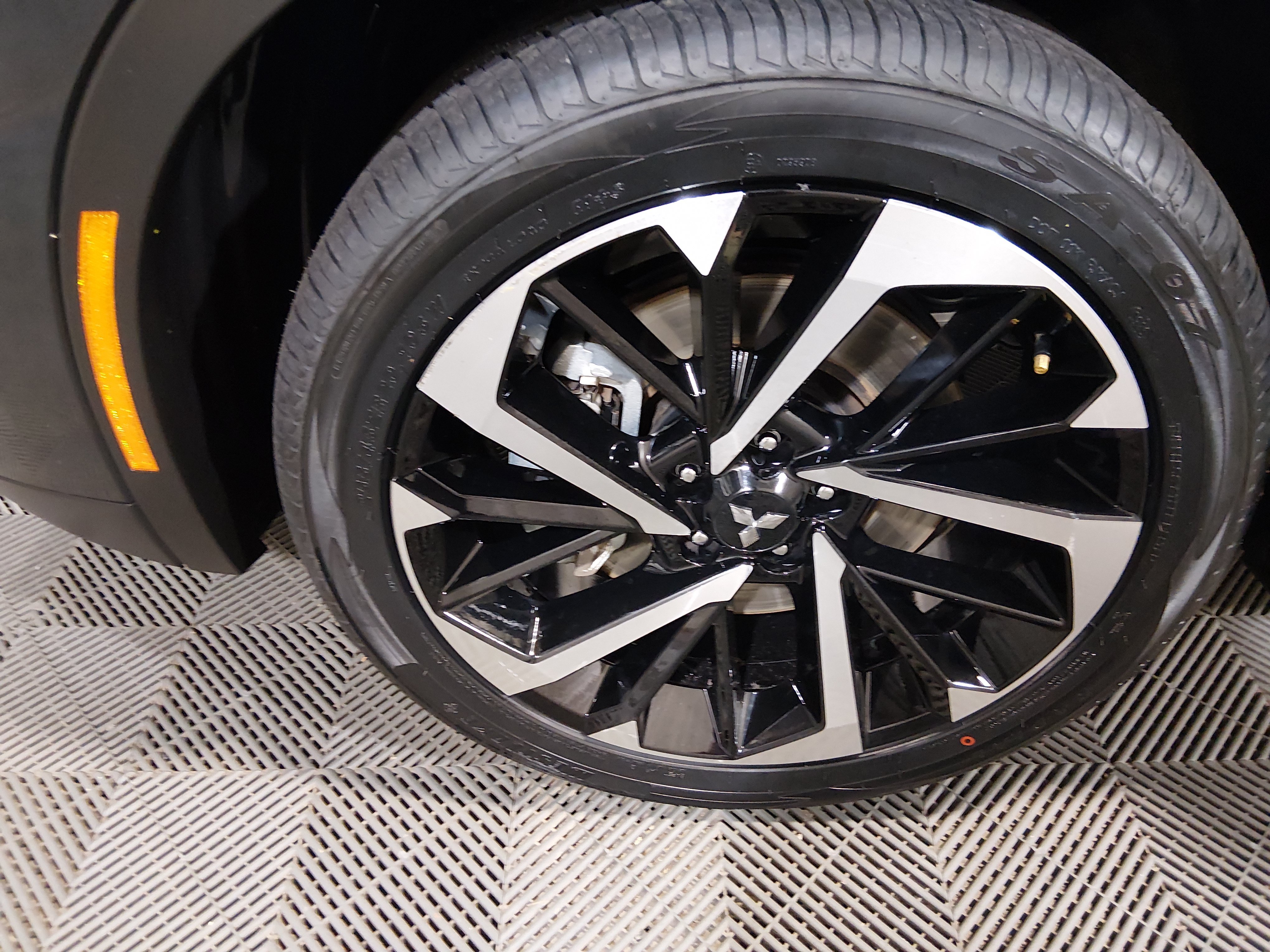 2024 Mitsubishi Outlander SE - Photo 10