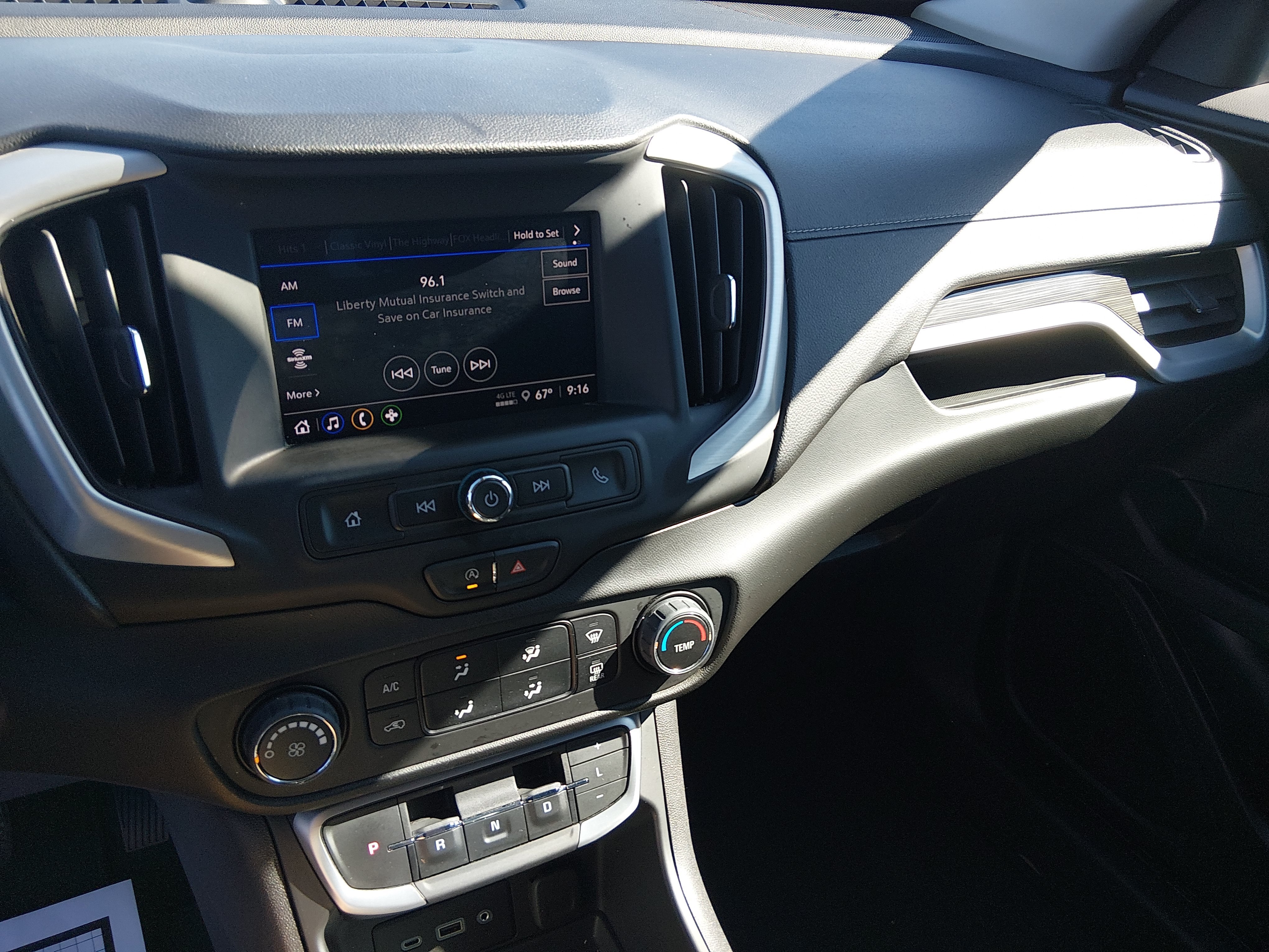 2024 GMC Terrain SLE - Photo 21