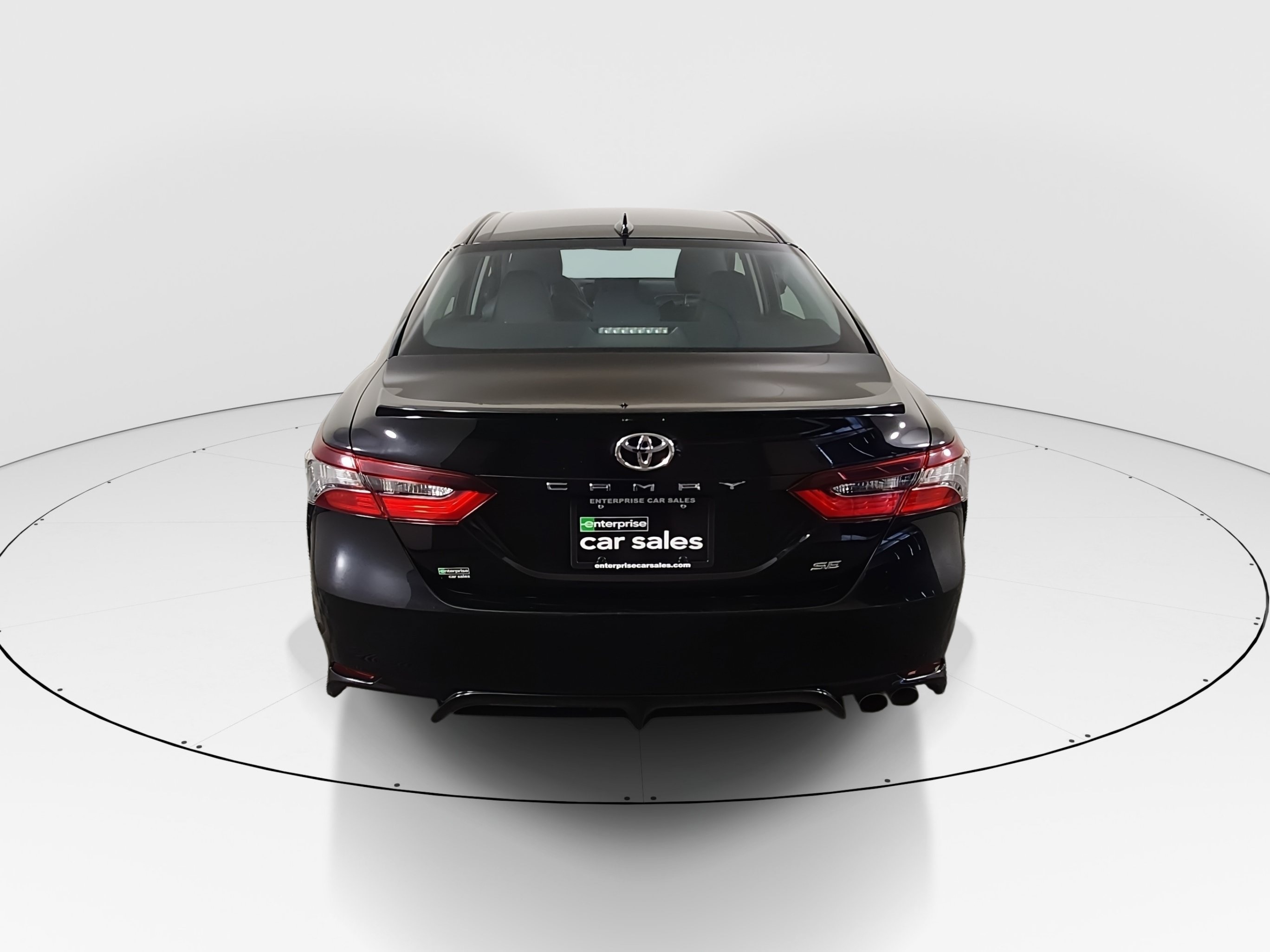 2024 Toyota Camry SE - Photo 6