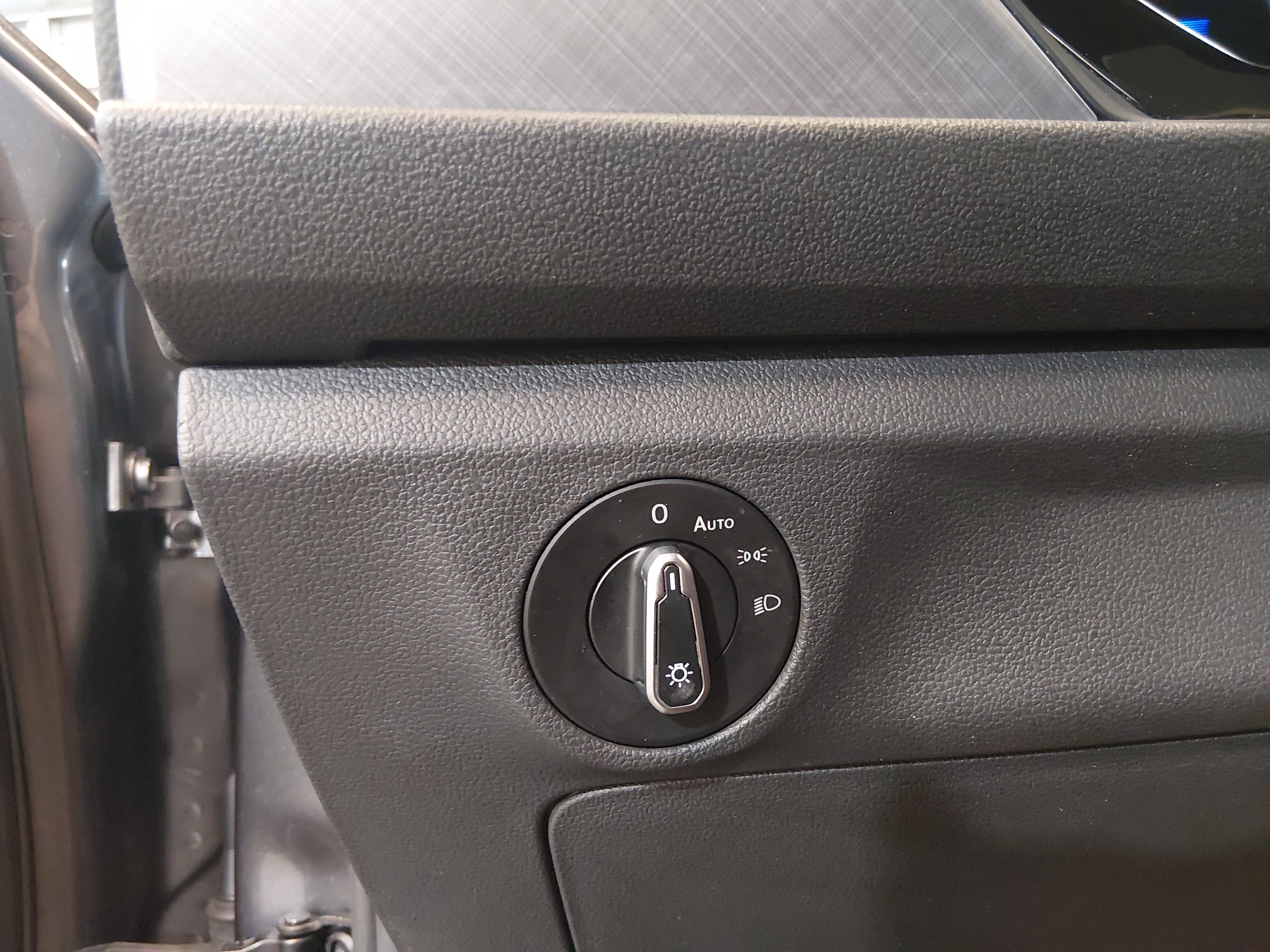 2024 Volkswagen Jetta SE - Photo 13