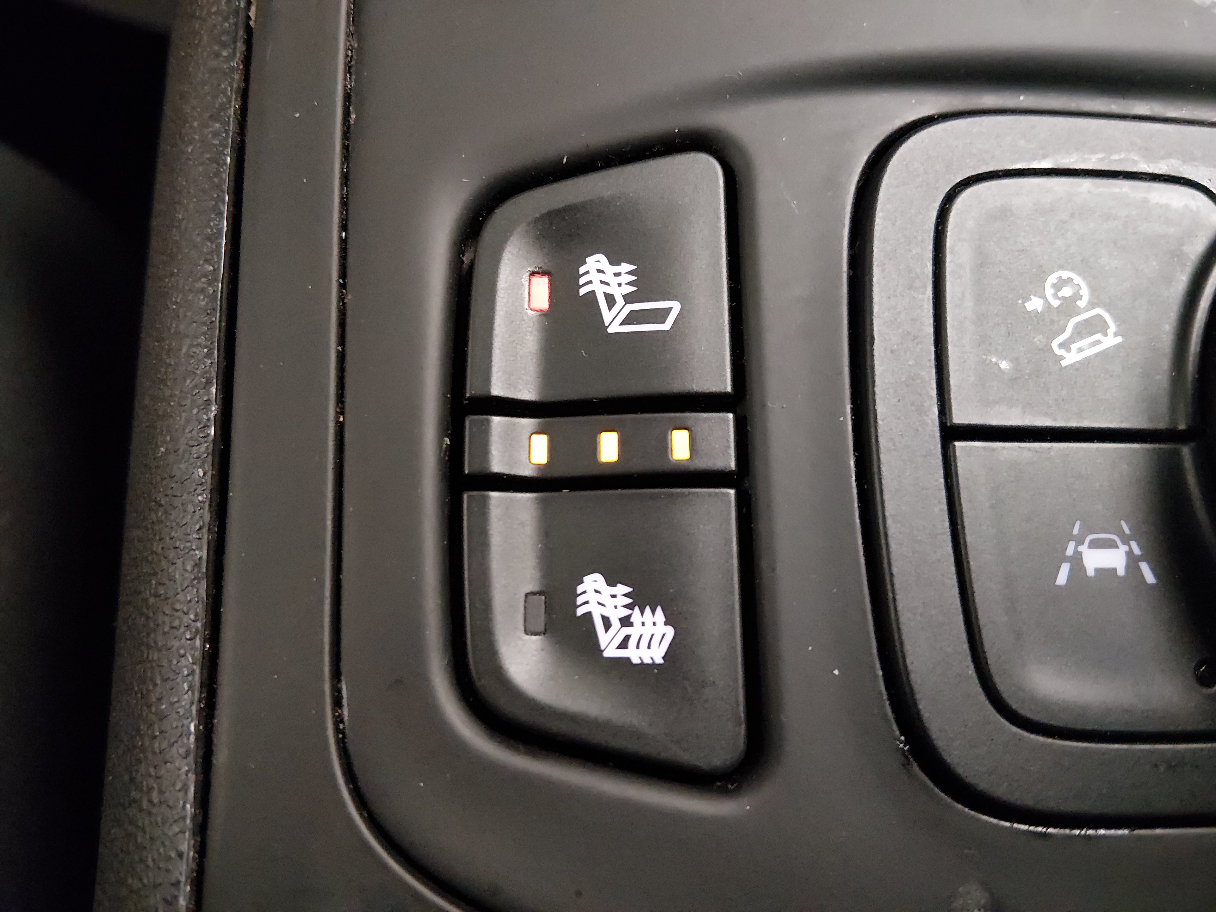 2024 GMC Terrain SLT - Photo 17