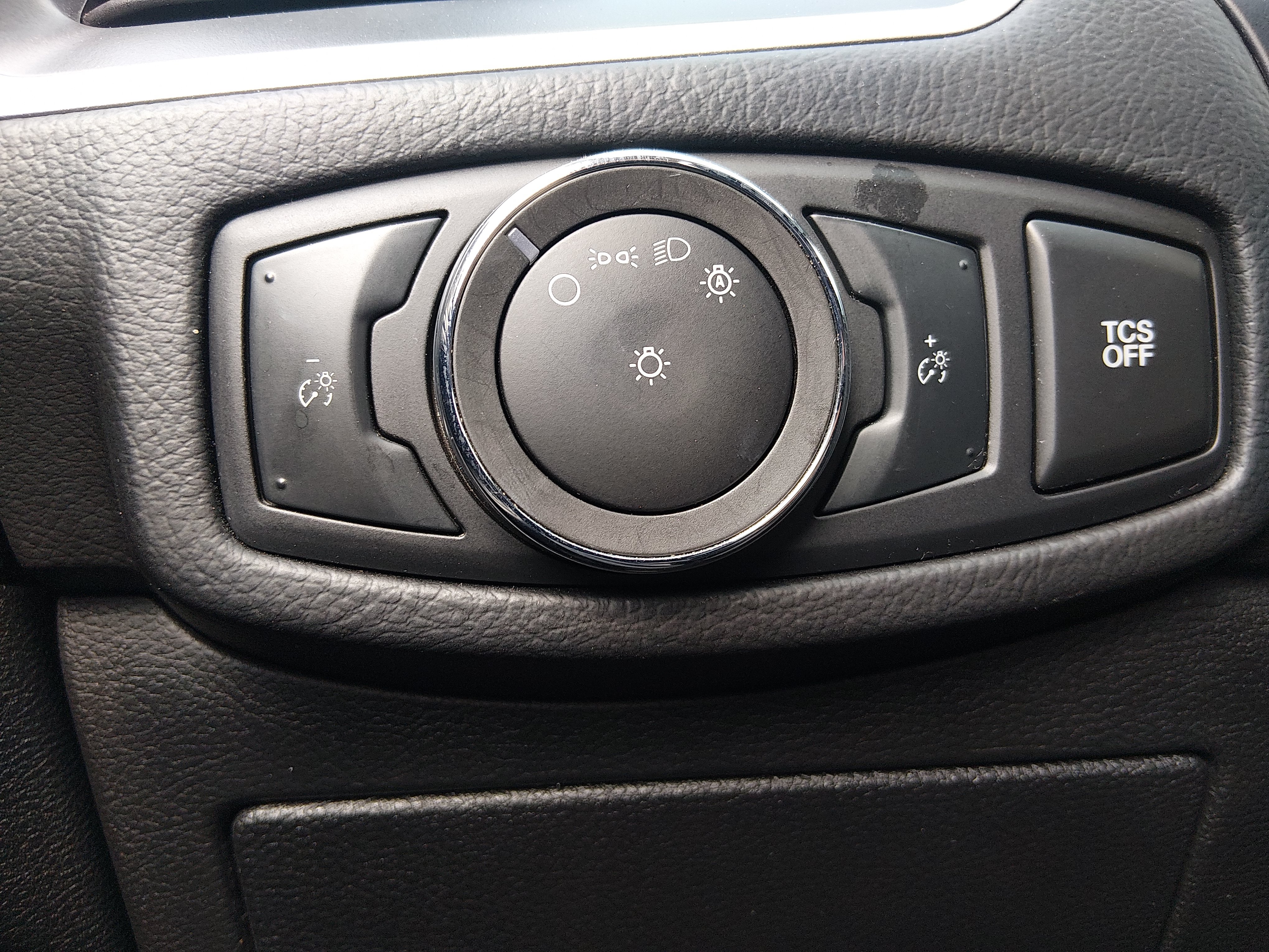2023 Ford Edge SEL - Photo 13