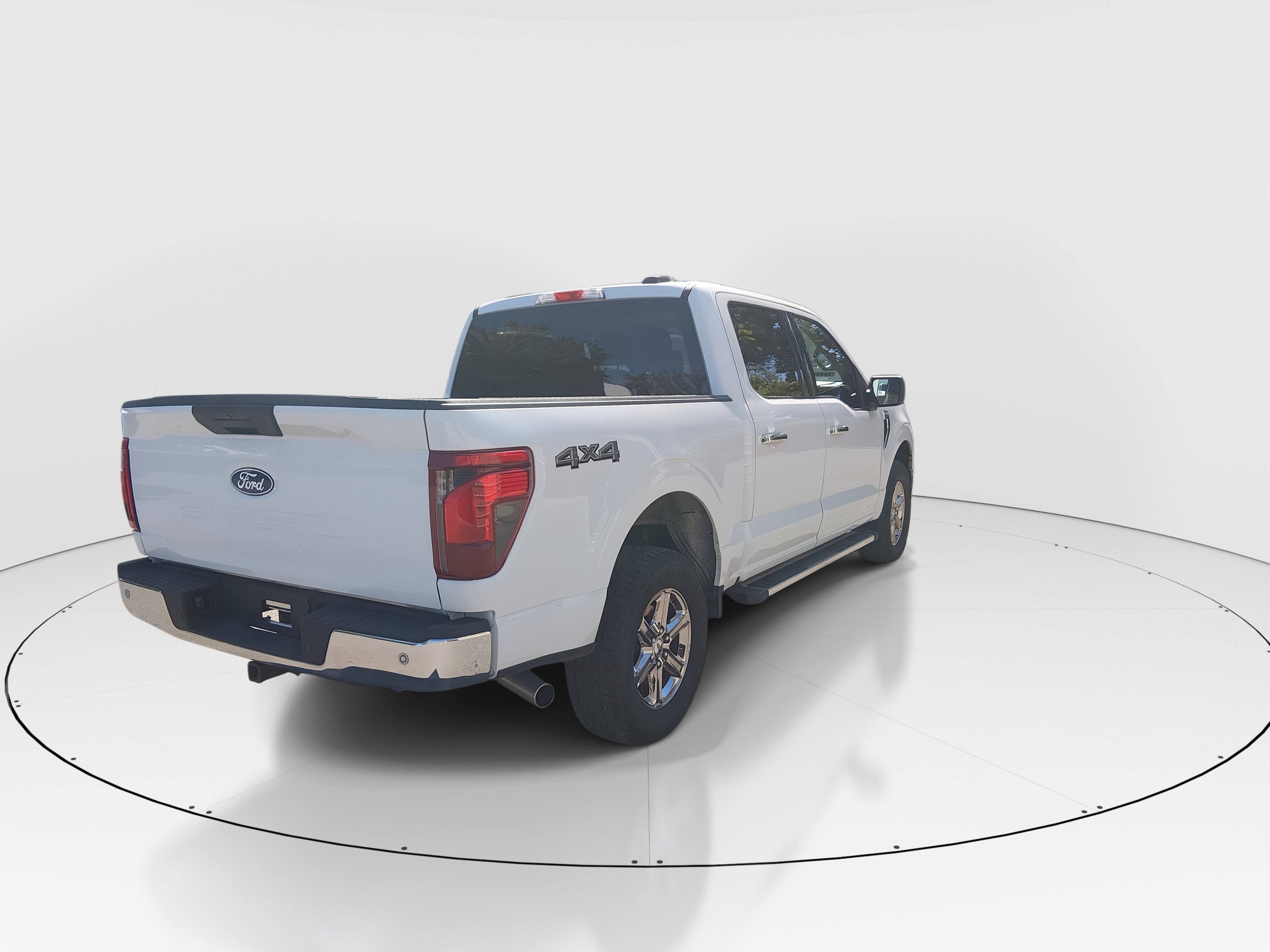 2025 Ford F-150 XLT - Photo 7