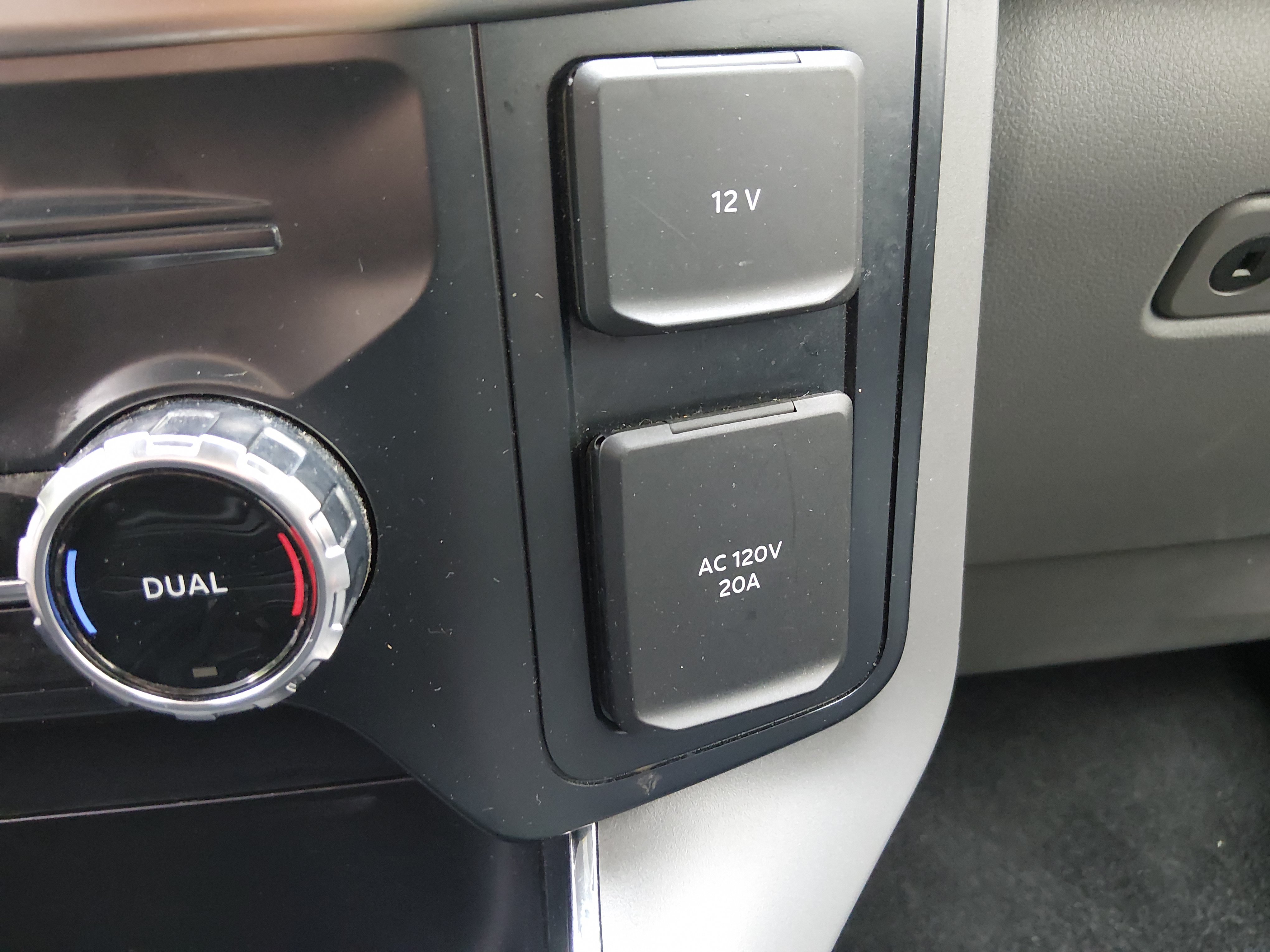 2024 Ford F-150 XLT - Photo 21