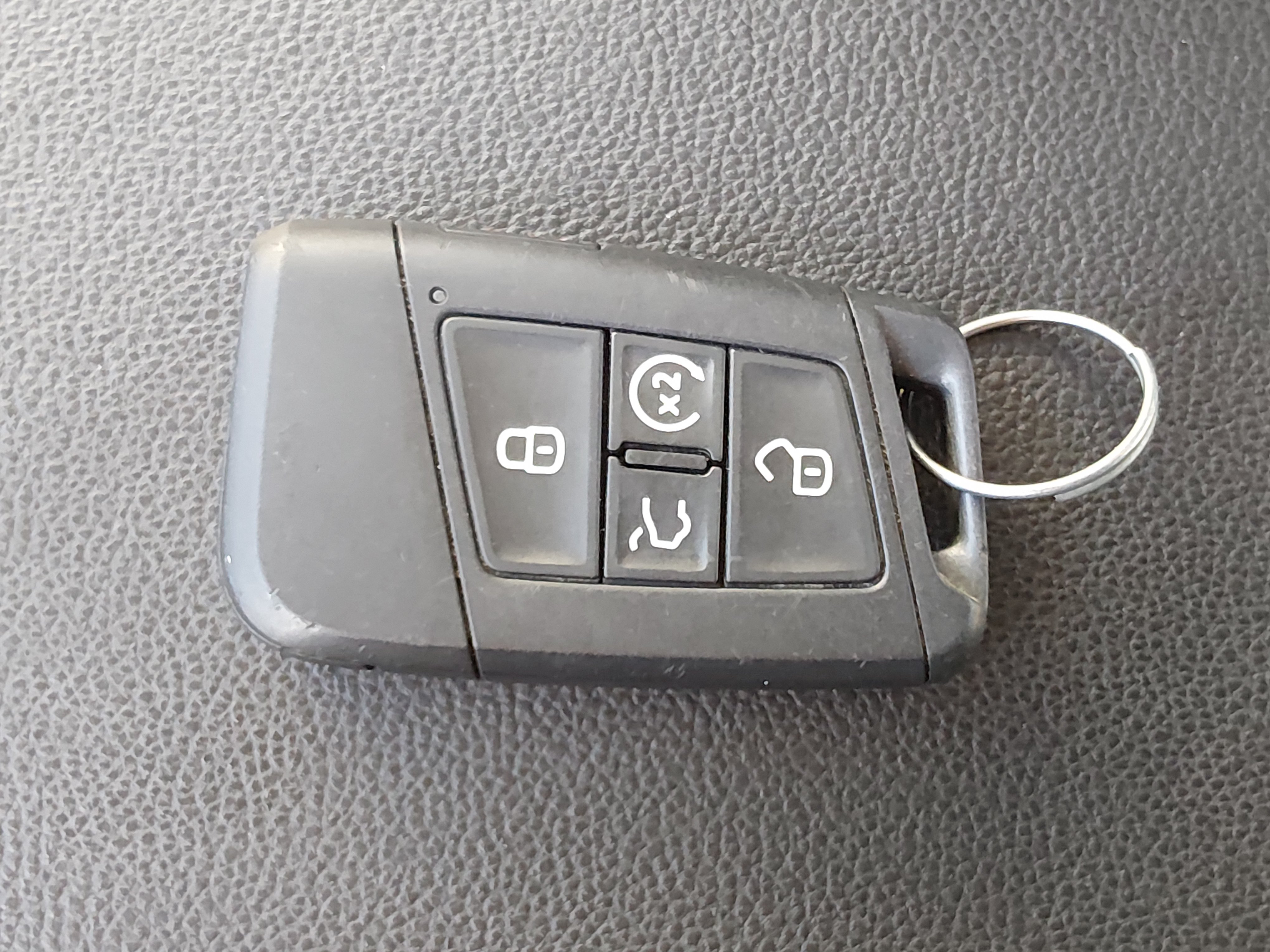 2024 Volkswagen Jetta SE - Photo 15