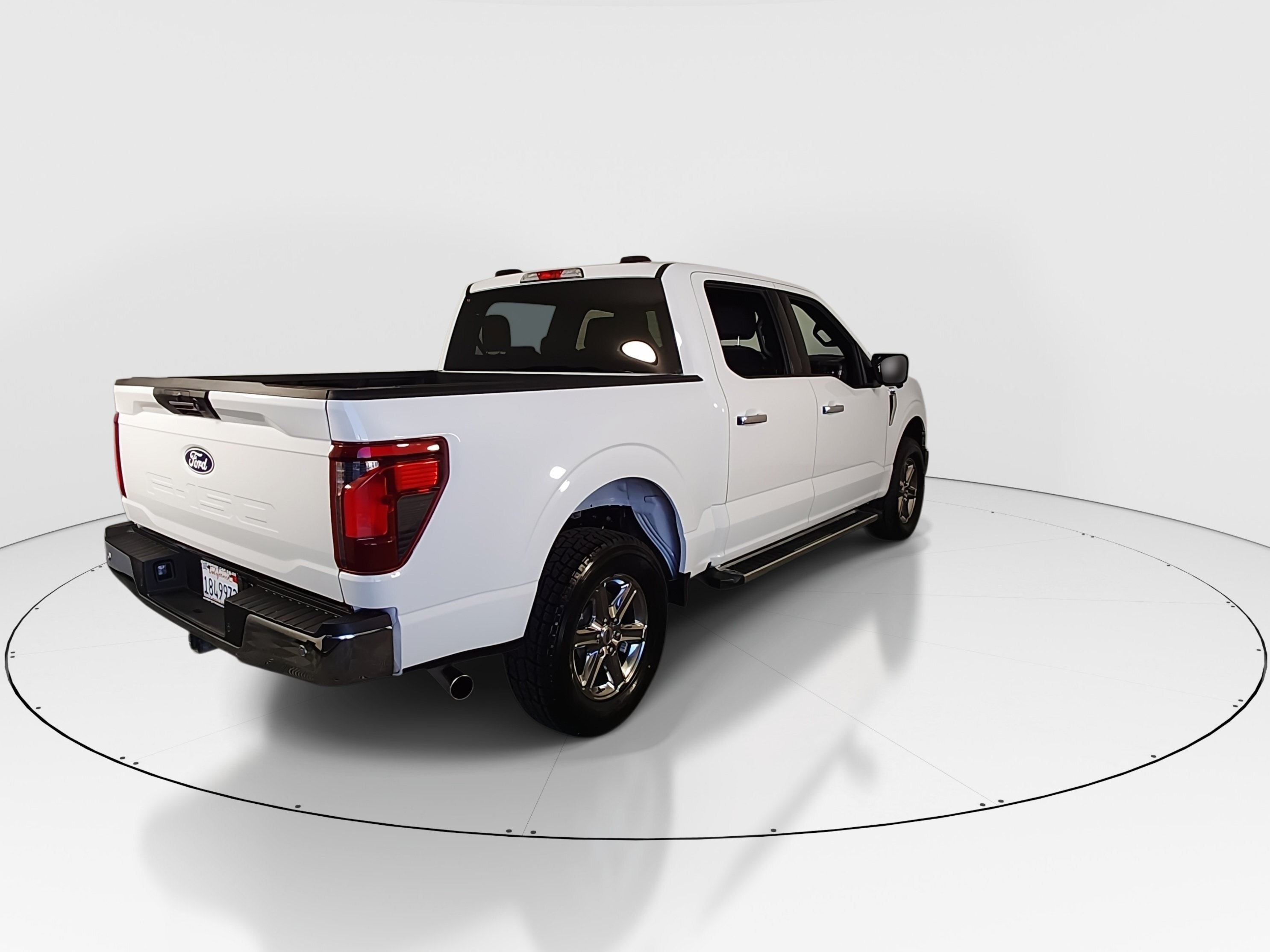 2024 Ford F-150 XLT - Photo 7