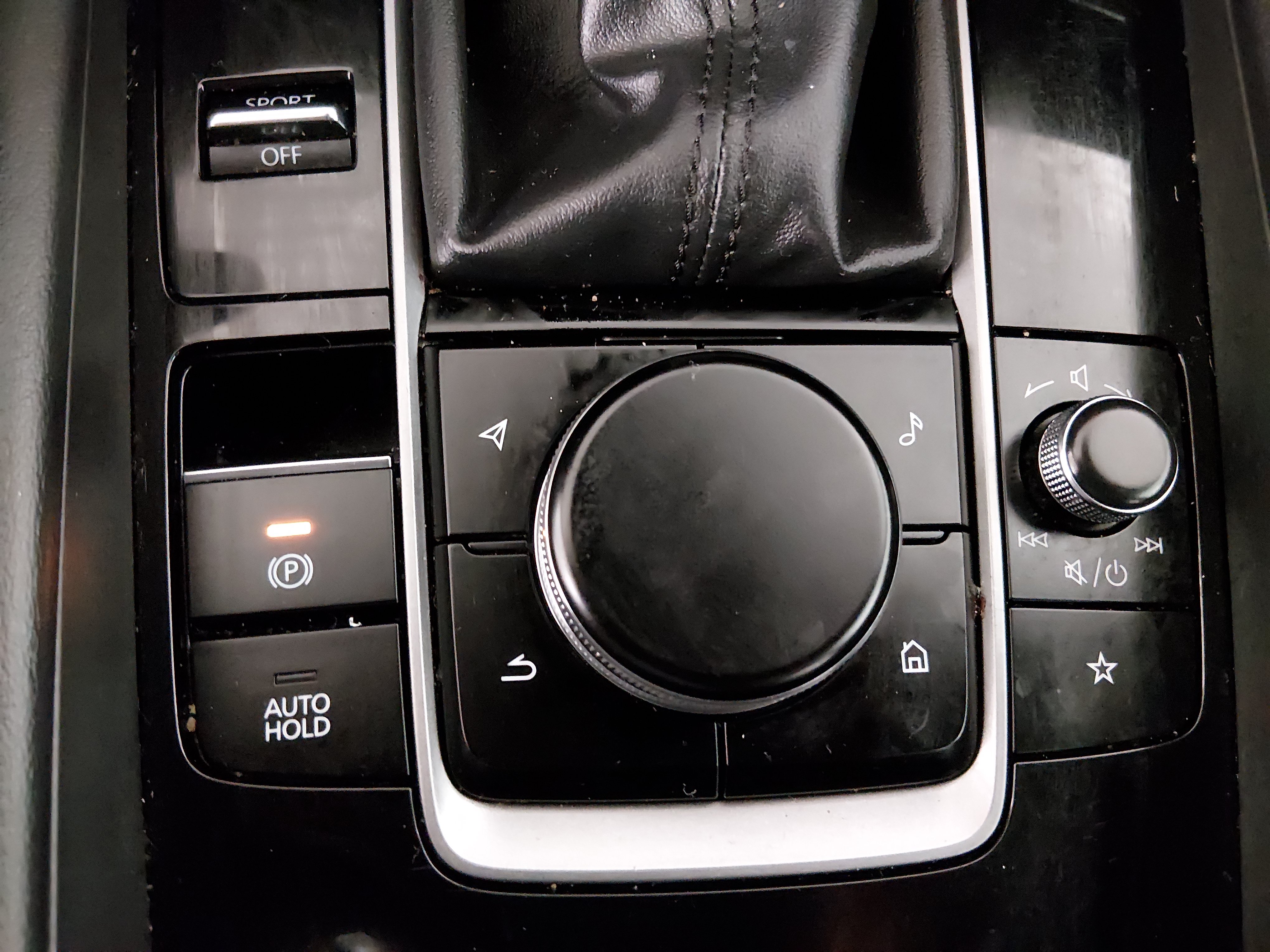 2024 Mazda Mazda3 Select Sport - Photo 18