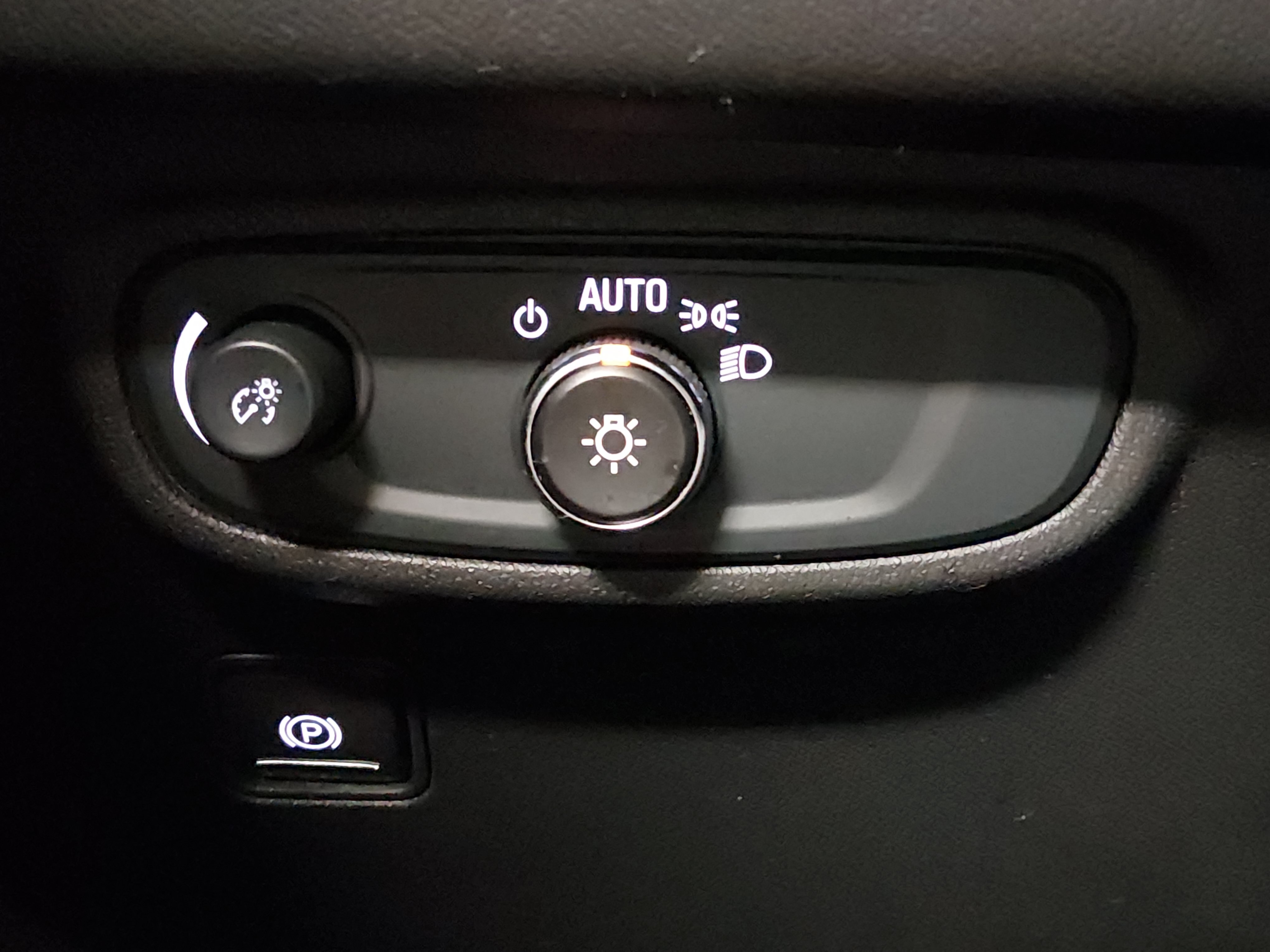 2024 GMC Terrain SLE - Photo 13