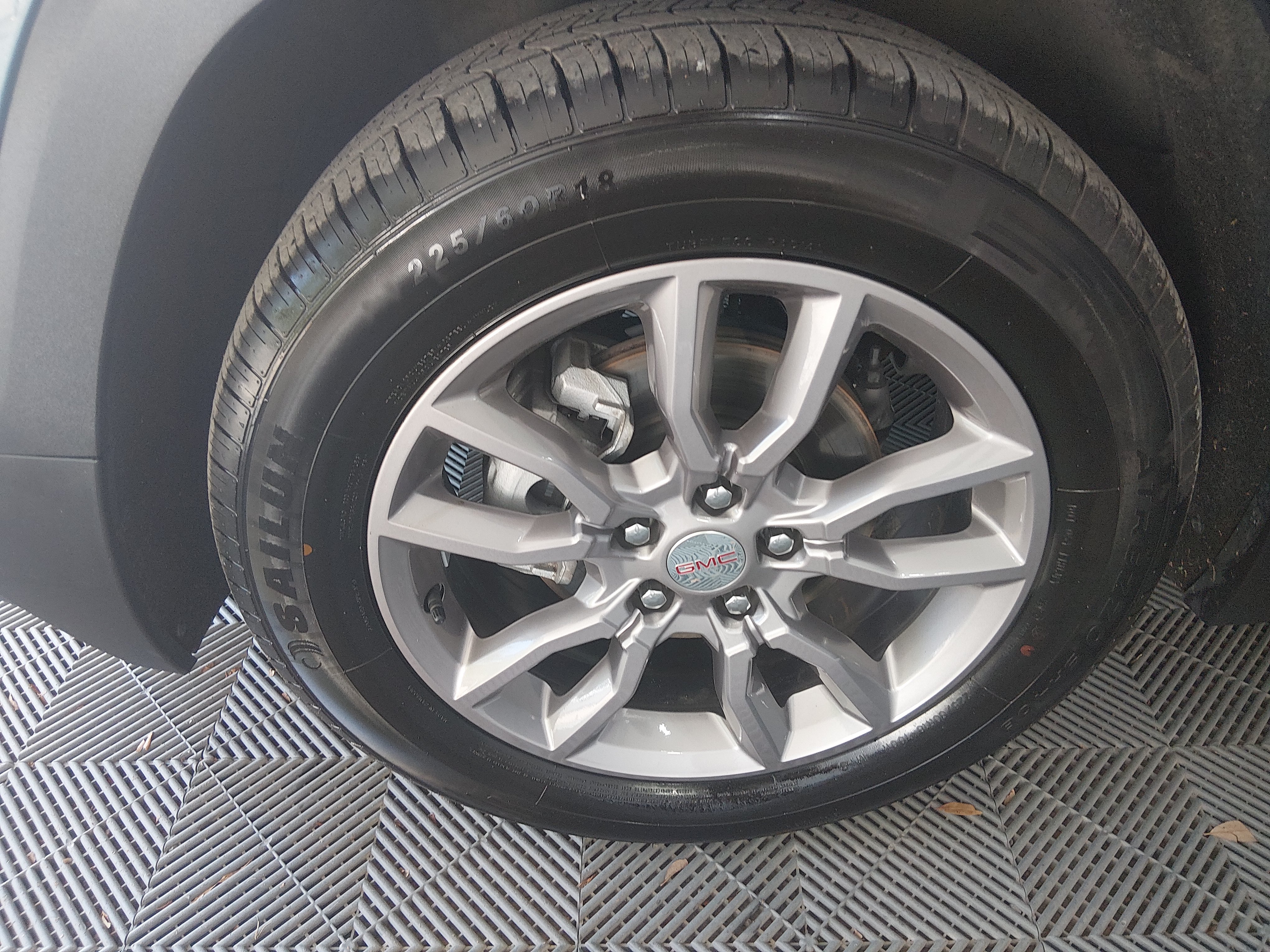 2024 GMC Terrain SLT - Photo 10
