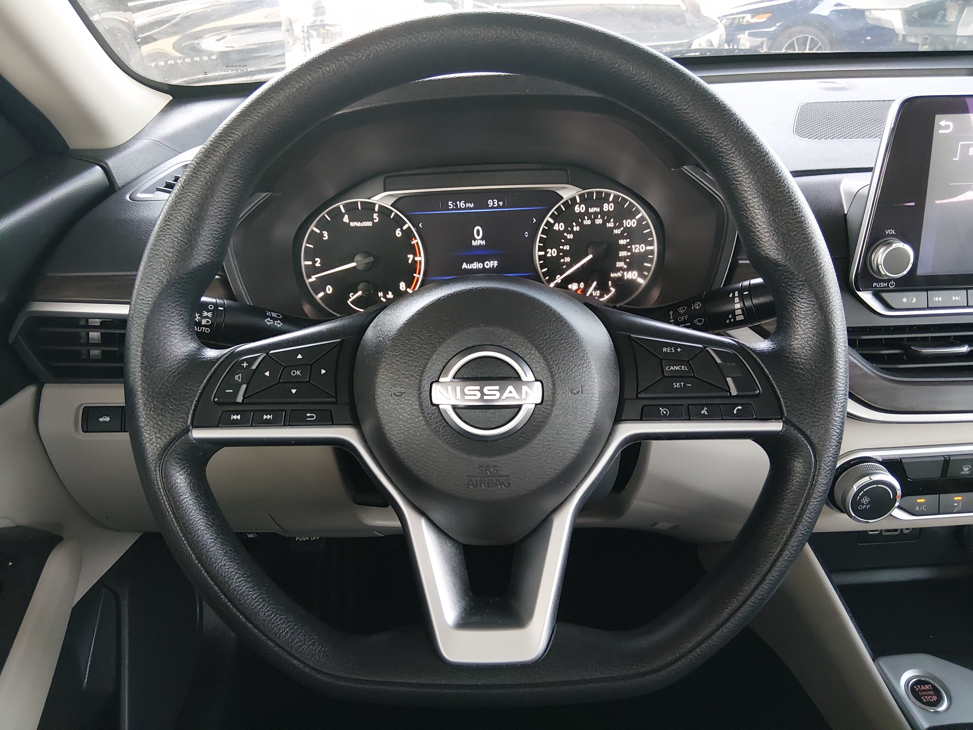 2025 Nissan Altima SV - Photo 12