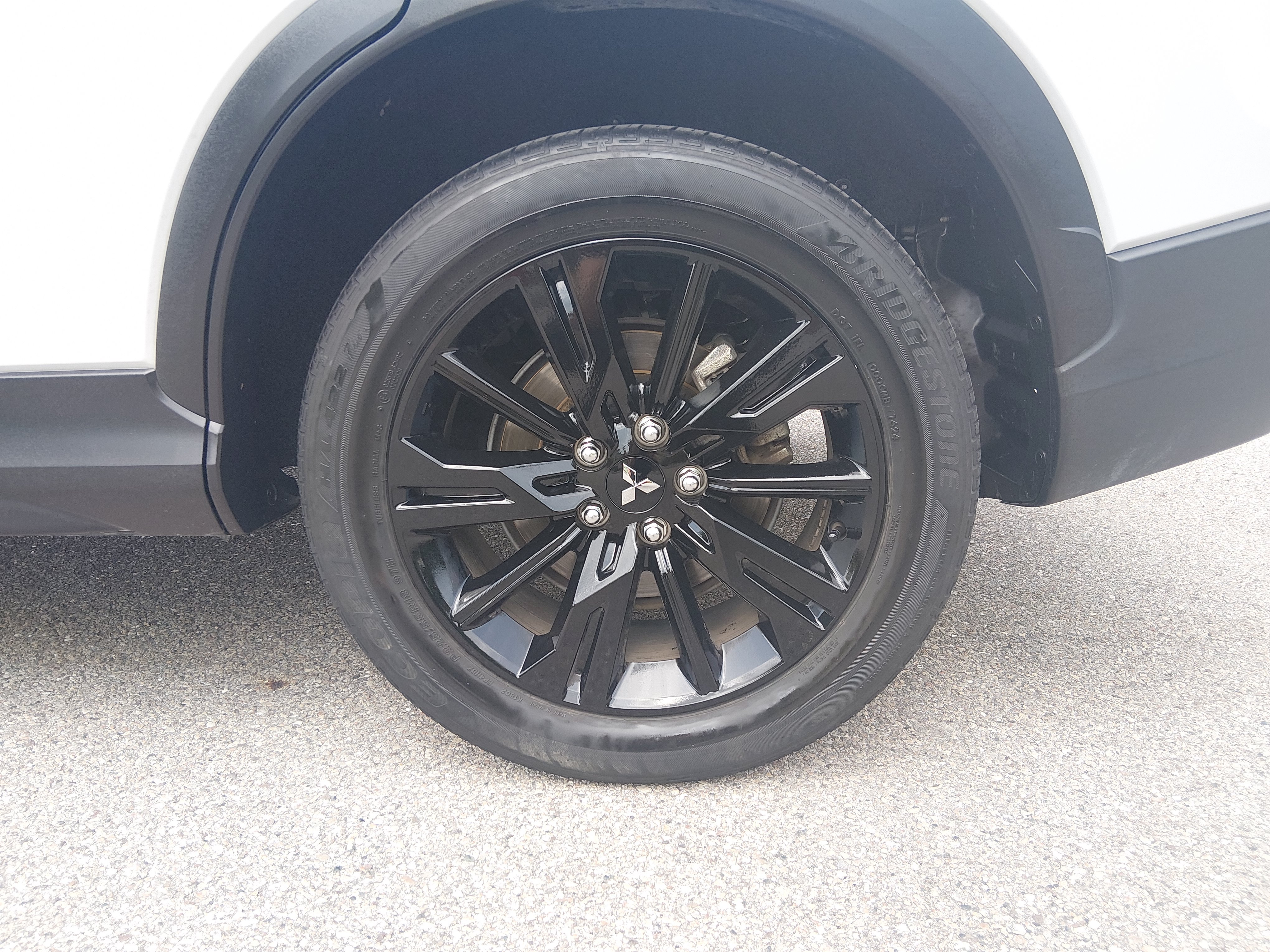2024 Mitsubishi Eclipse Cross LE - Photo 9