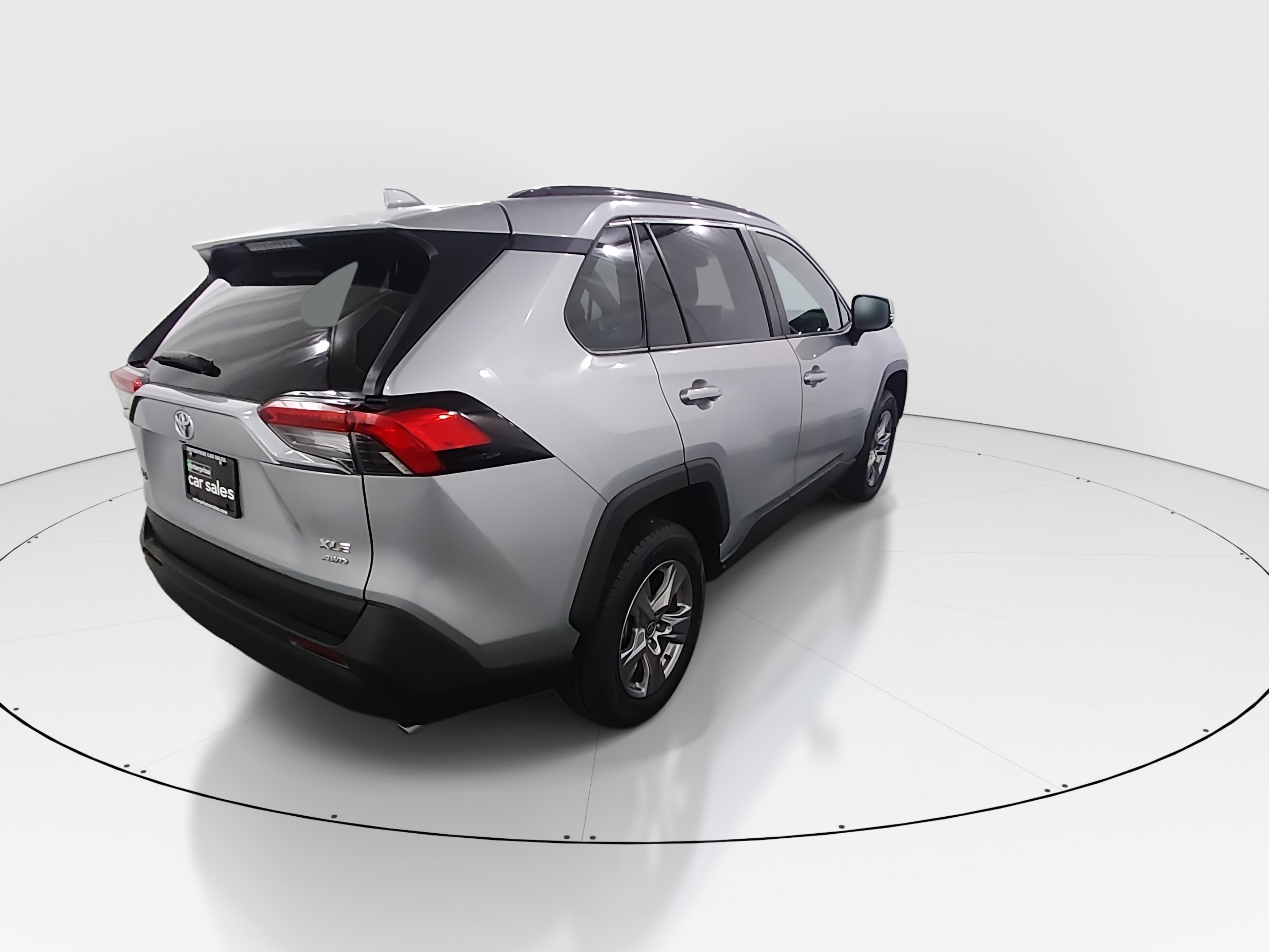2024 Toyota RAV4 XLE - Photo 7