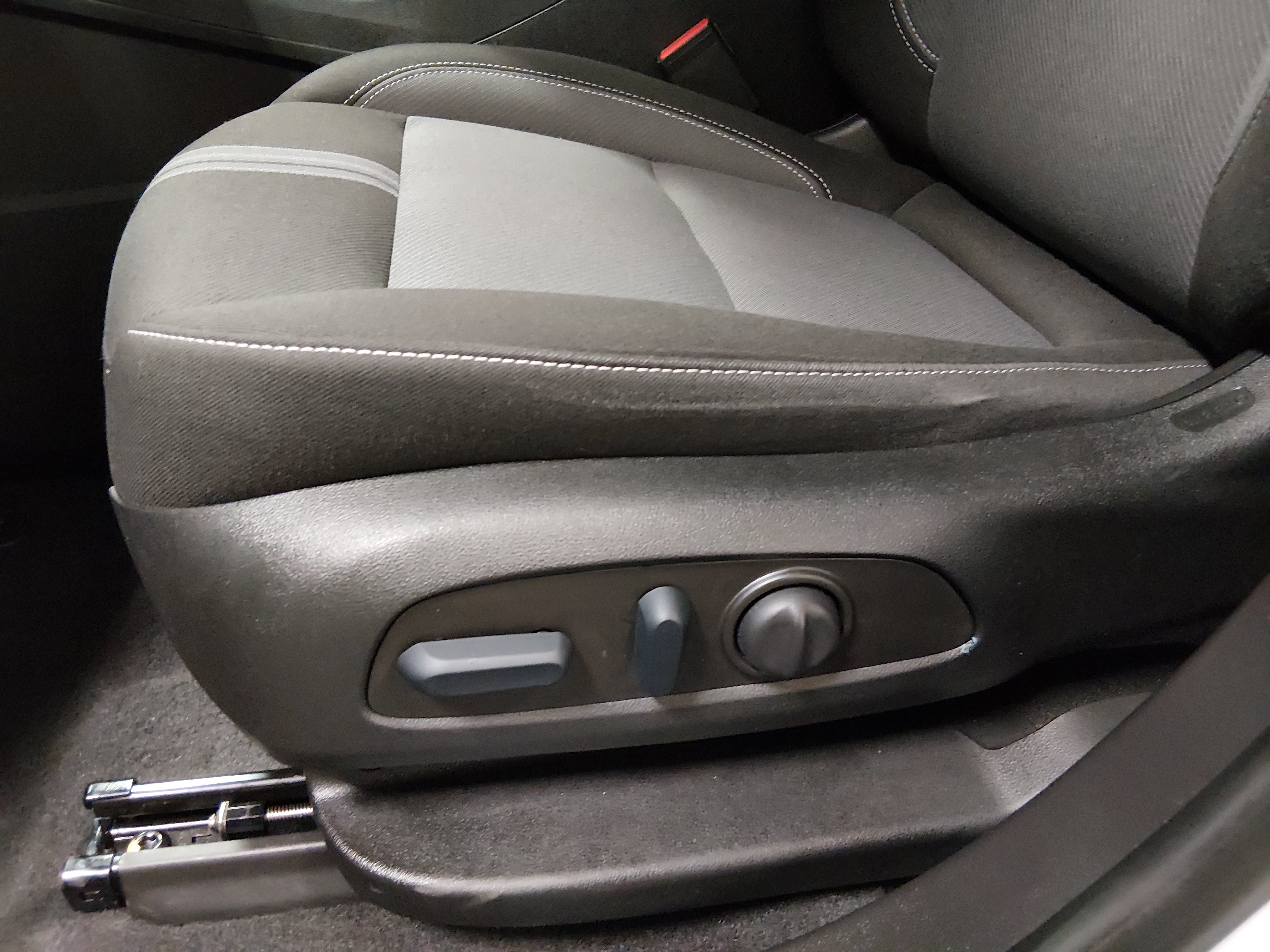 2023 Chevrolet Blazer 2LT - Photo 22
