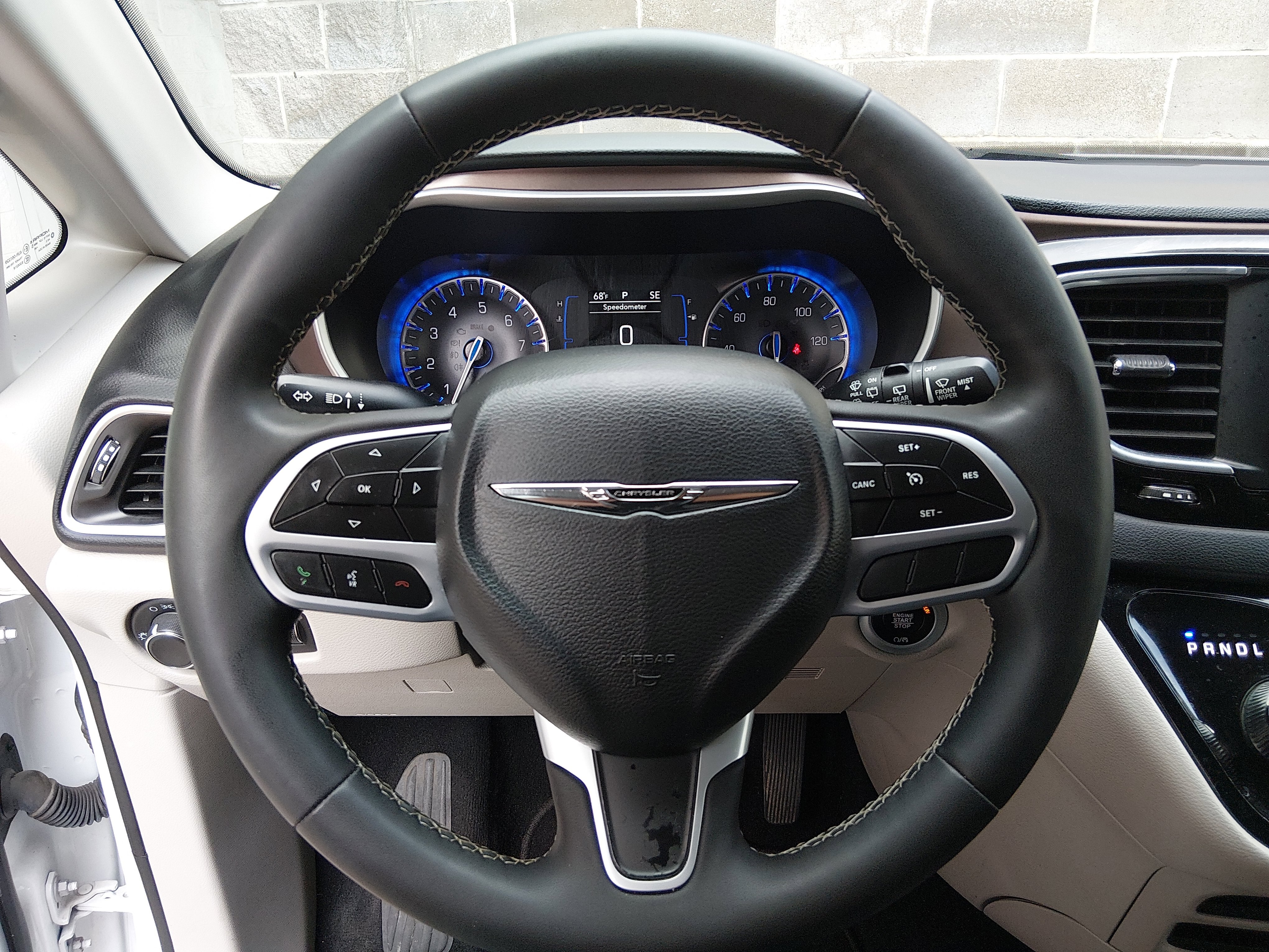 2024 Chrysler Voyager LX - Photo 24