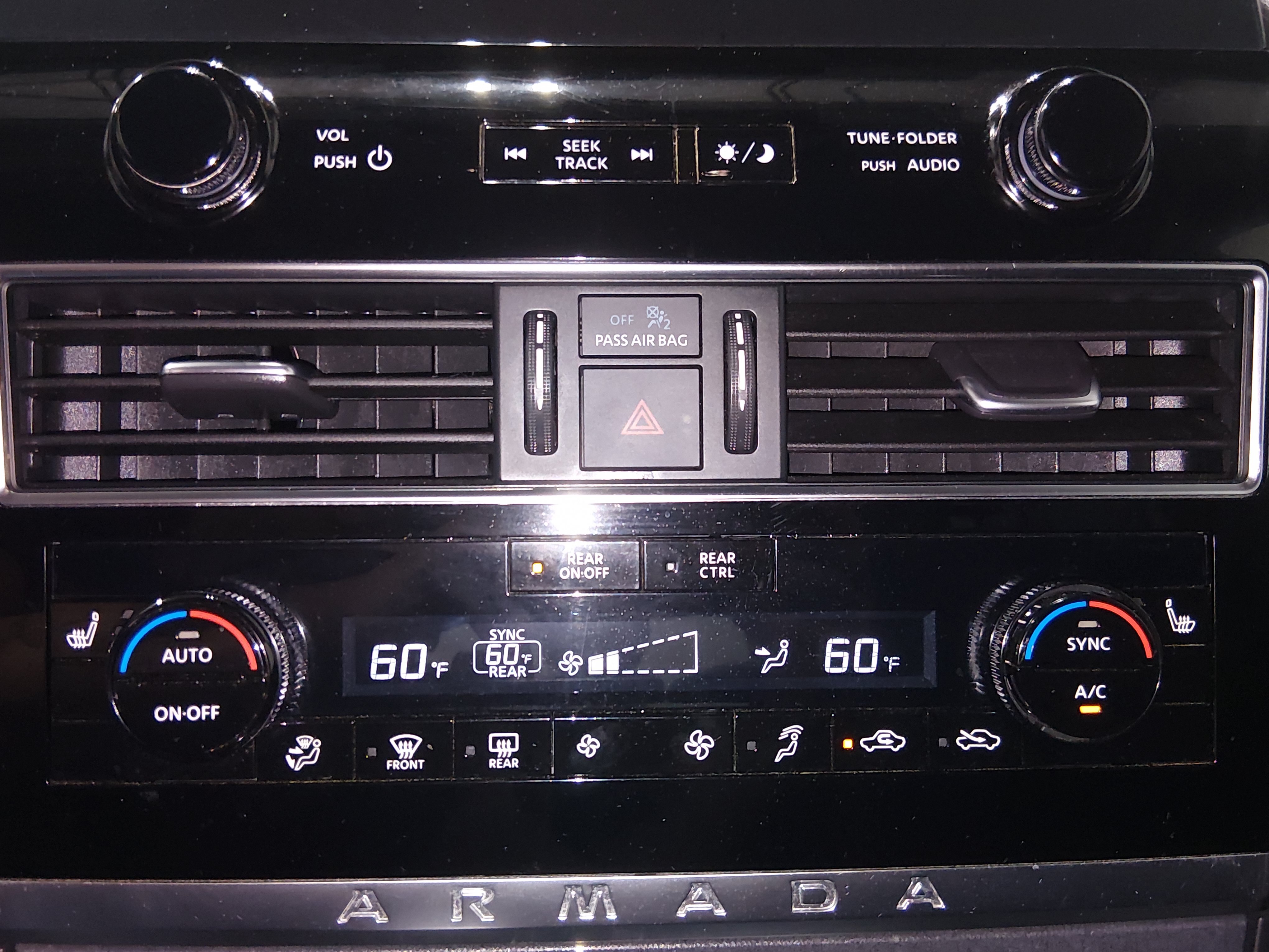 2024 Nissan Armada SV - Photo 21