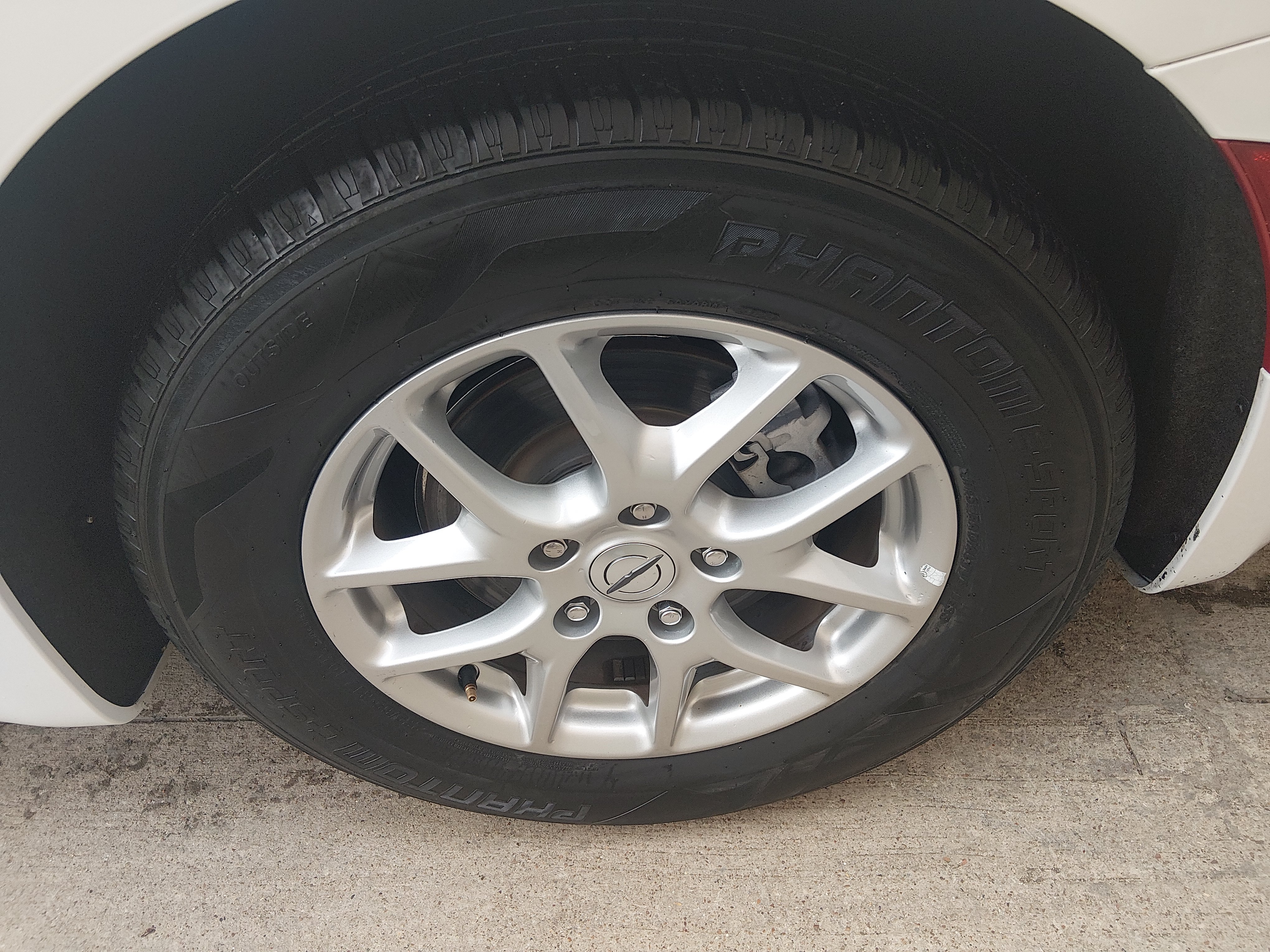 2023 Chrysler Pacifica Touring L - Photo 10