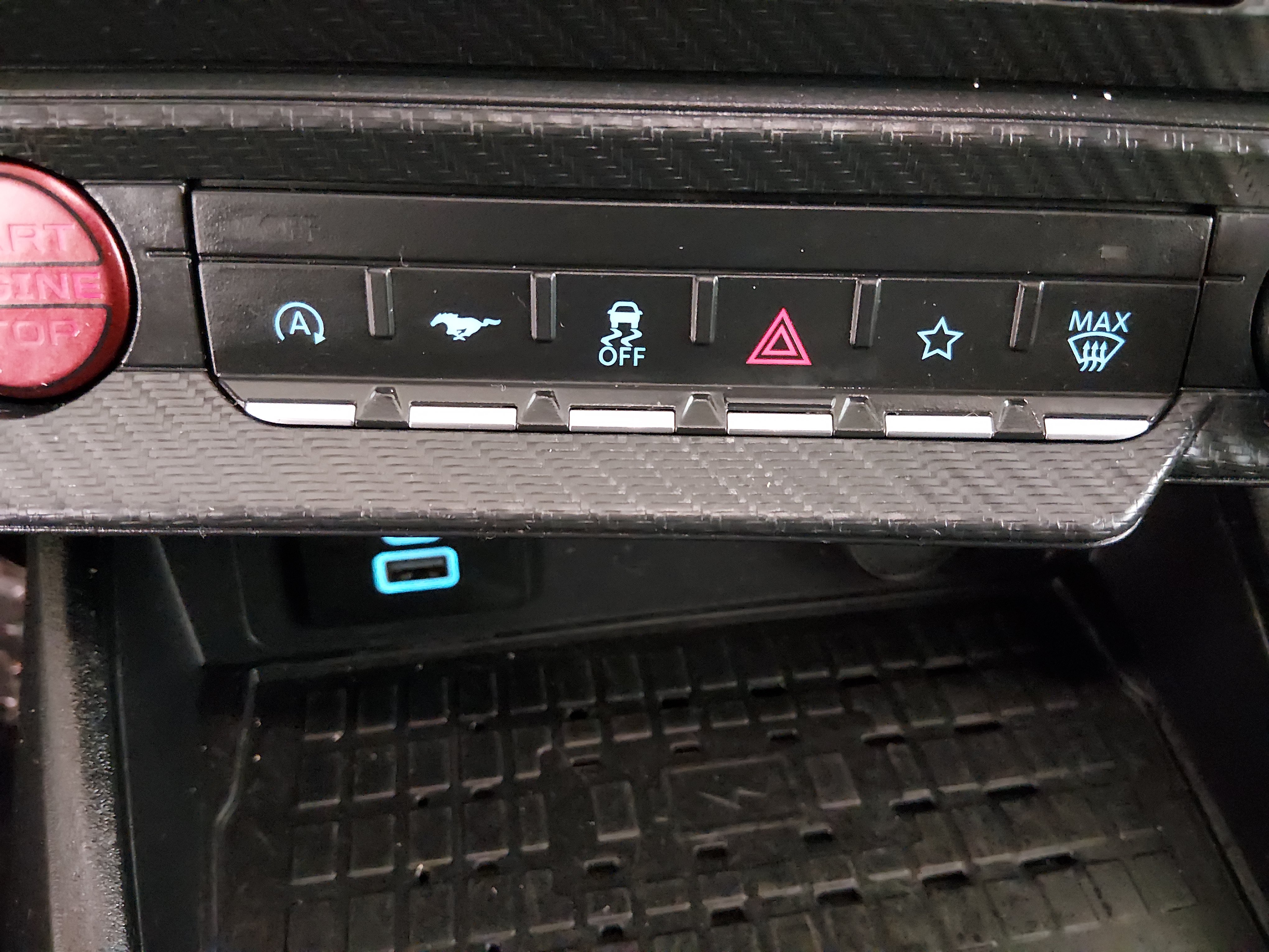 2024 Ford Mustang EcoBoost Premium - Photo 17