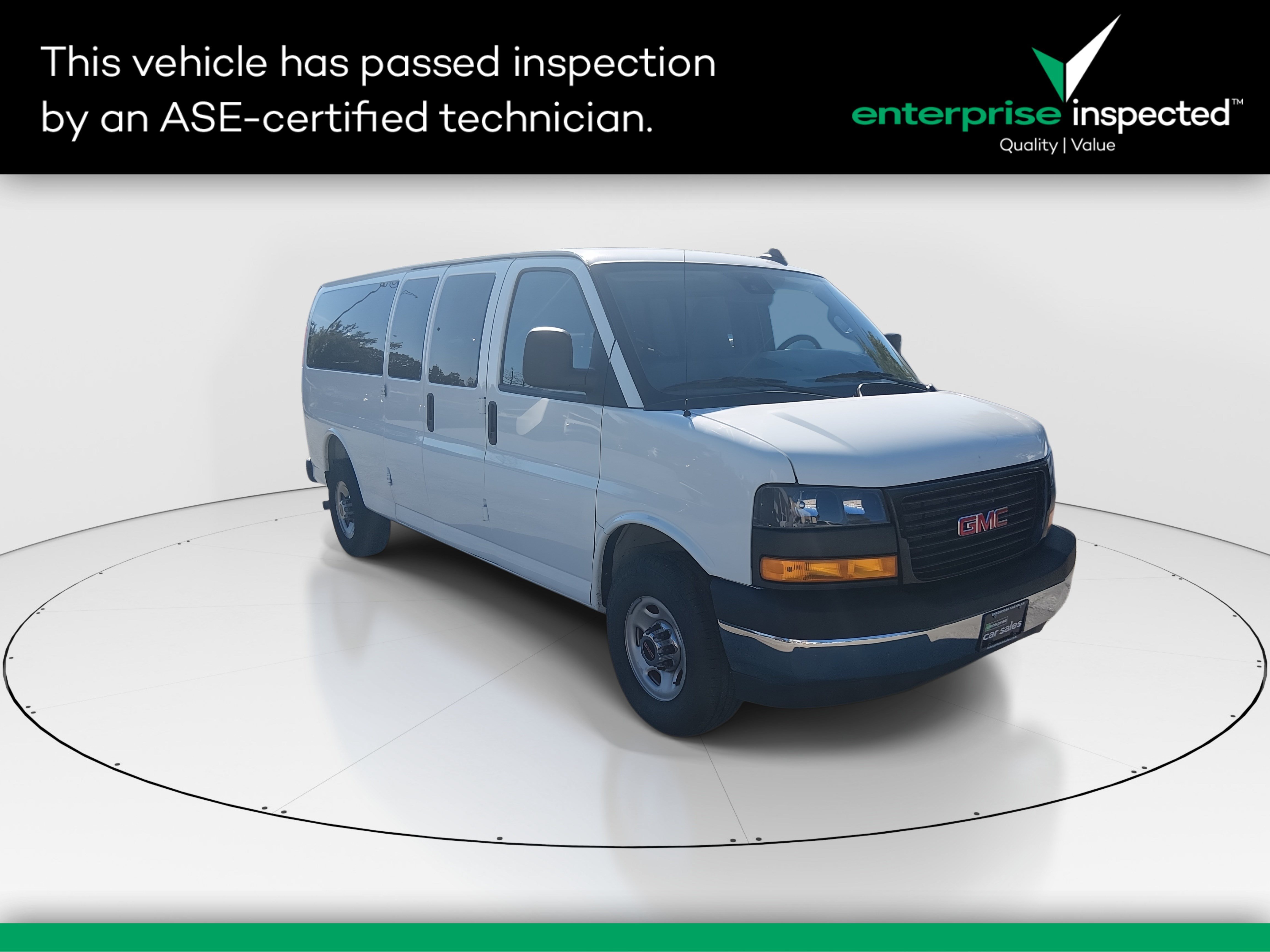 2025 GMC Savana Passenger LT